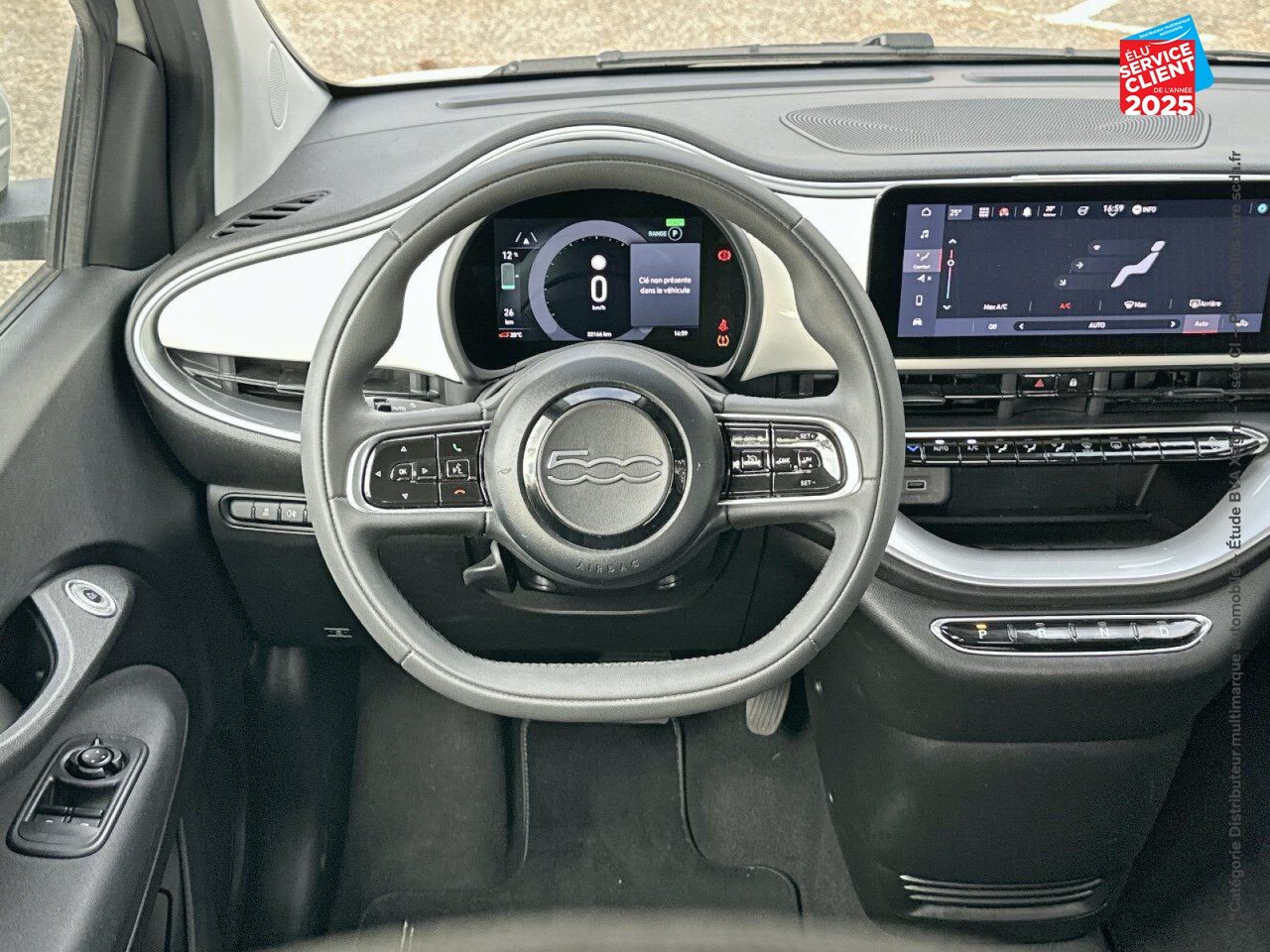 Véhicule d'occasion FIAT 500 E 118CH ICONE chez Hyundai Epernay