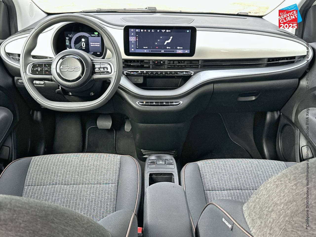 Véhicule d'occasion FIAT 500 E 118CH ICONE chez Hyundai Epernay