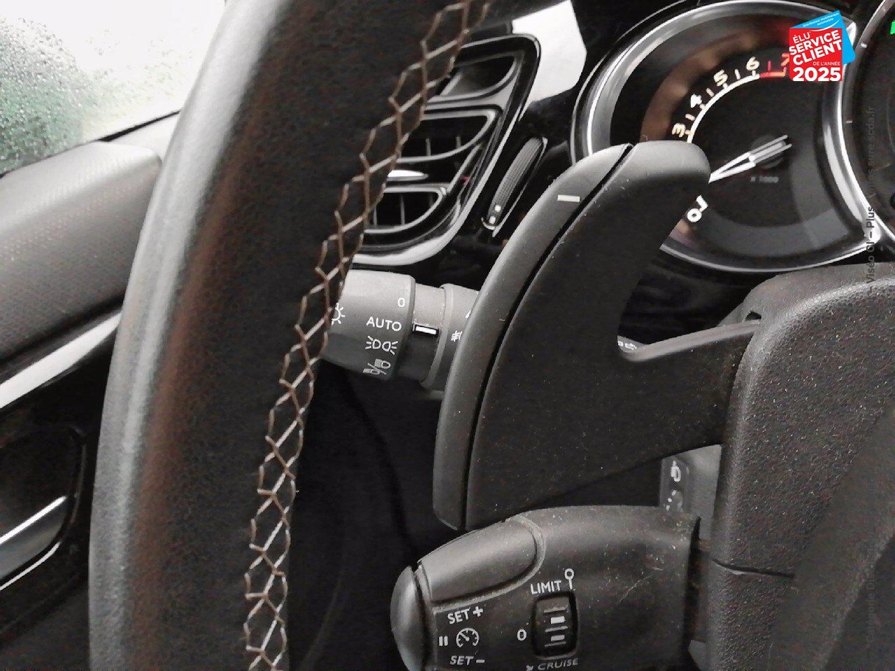 Véhicule d'occasion DS DS 3 CABRIO PURETECH 110CH SO CHIC AUTOMATIQUE chez Renault Colmar