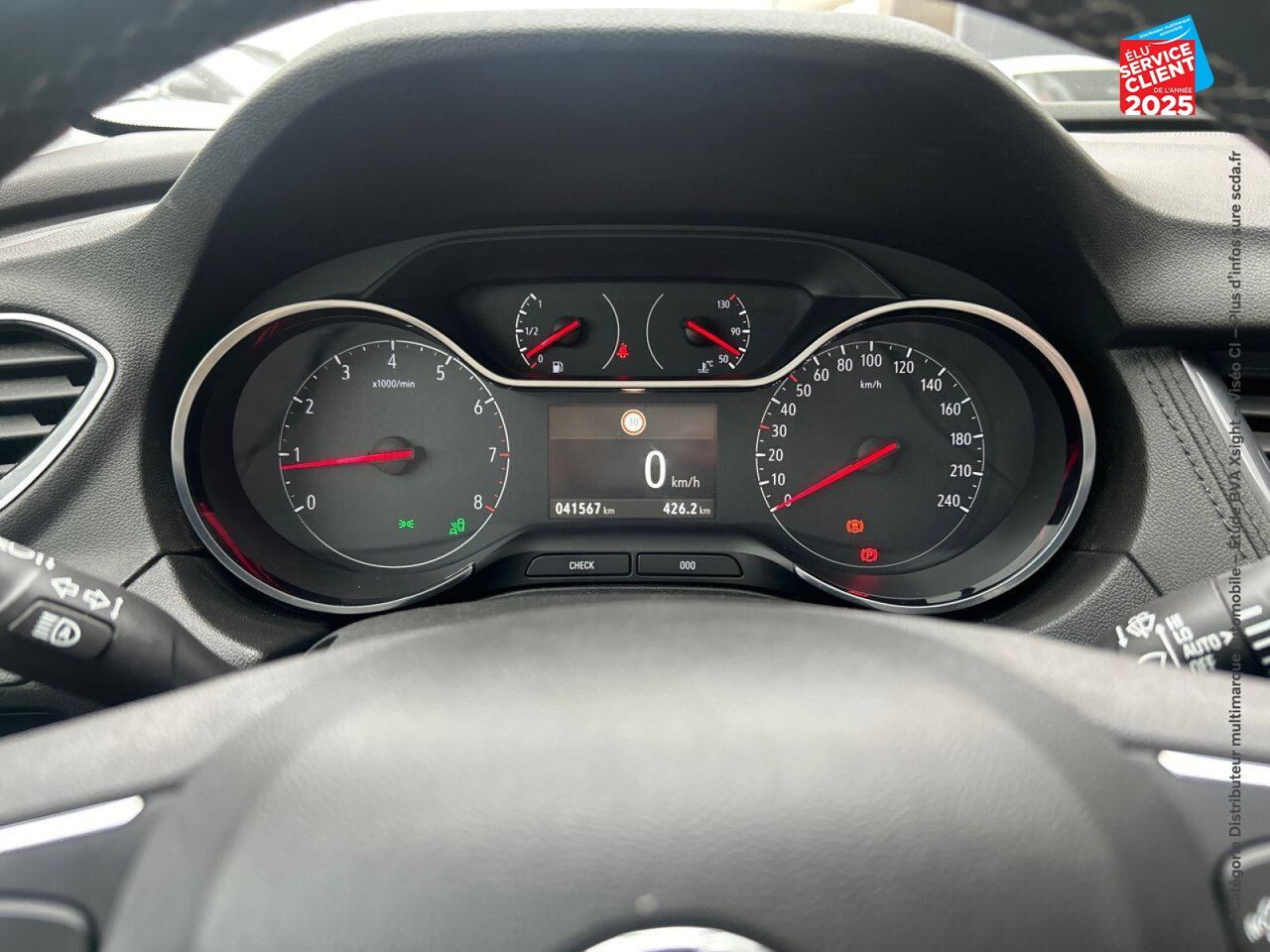 Véhicule d'occasion OPEL GRANDLAND X 1.2 TURBO 130CH ECOTEC BUSINESS EDITION chez Opel Charleville