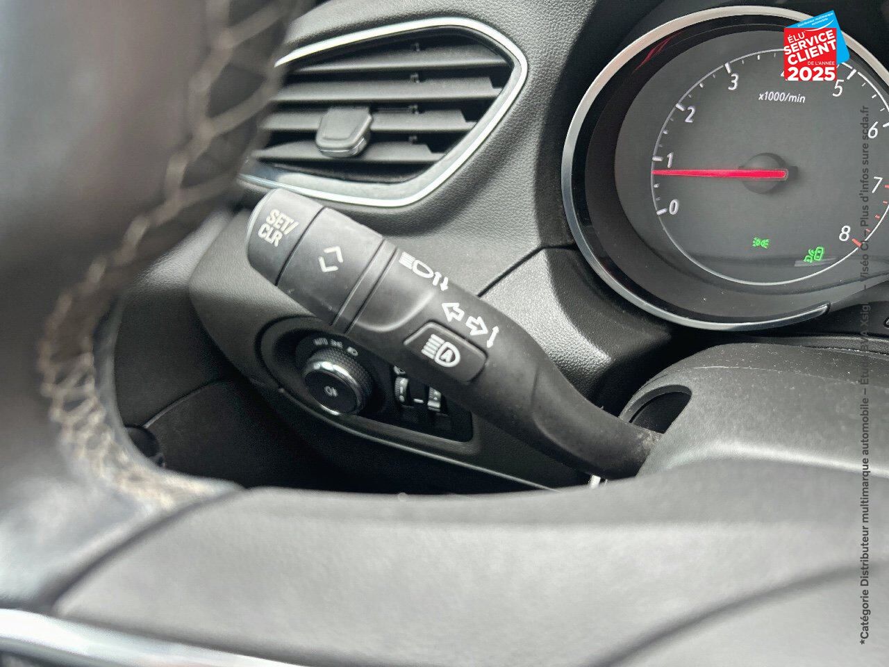 Véhicule d'occasion OPEL GRANDLAND X 1.2 TURBO 130CH ECOTEC BUSINESS EDITION chez Opel Charleville