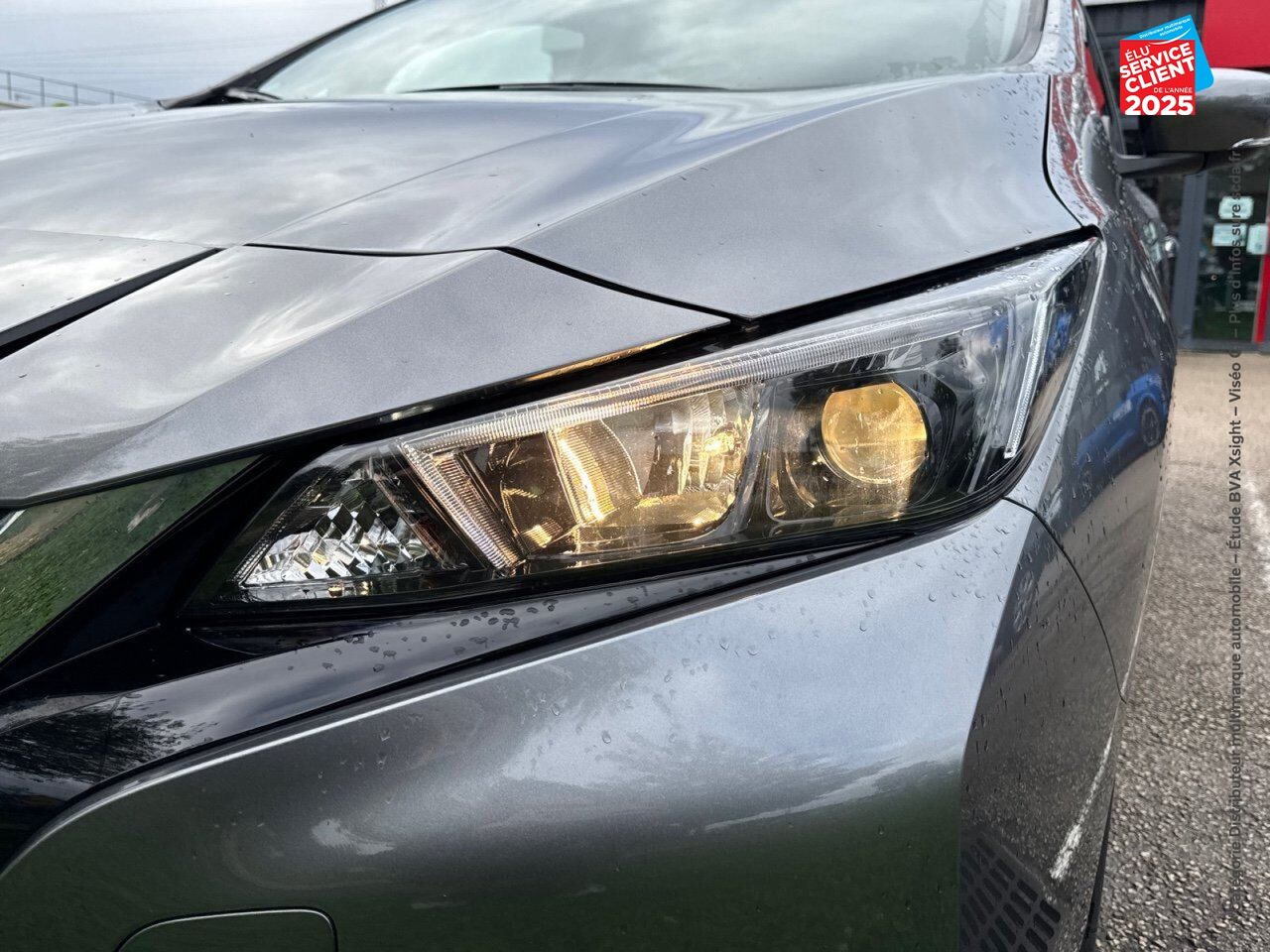 Véhicule d'occasion NISSAN LEAF 150CH 40KWH ACENTA 21.5 chez Toyota Verdun