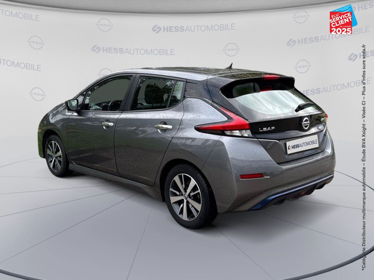 Véhicule d'occasion NISSAN LEAF 150CH 40KWH ACENTA 21.5 chez Toyota Verdun
