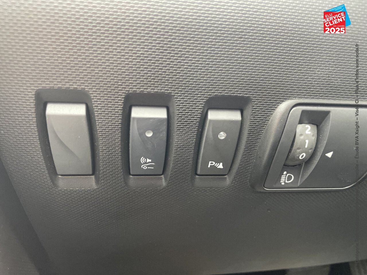 Véhicule d'occasion RENAULT TWINGO E-TECH ELECTRIC TECHNO R80 ACHAT INTEGRAL chez Renault Colmar