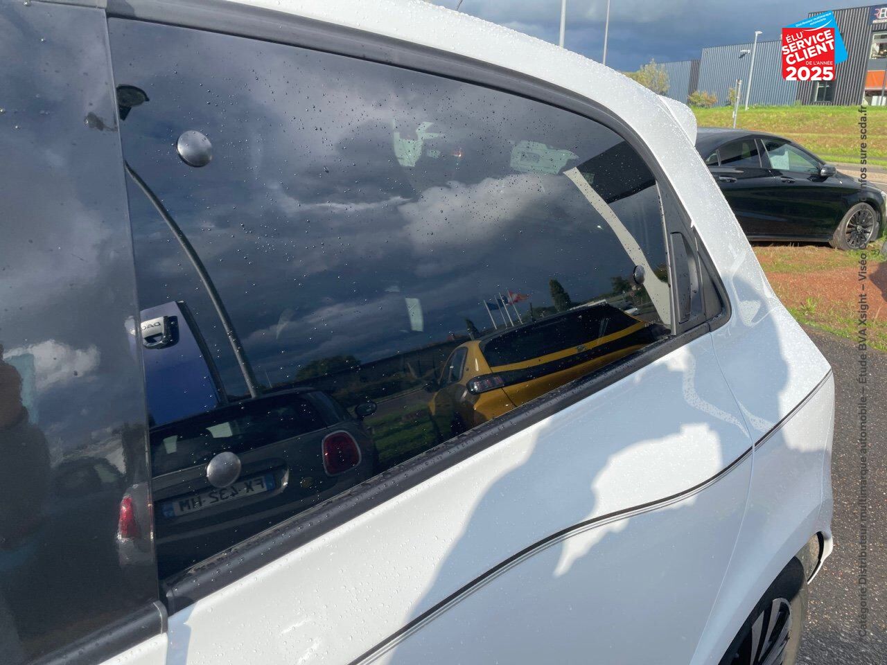 Véhicule d'occasion RENAULT TWINGO E-TECH ELECTRIC TECHNO R80 ACHAT INTEGRAL chez Renault Colmar