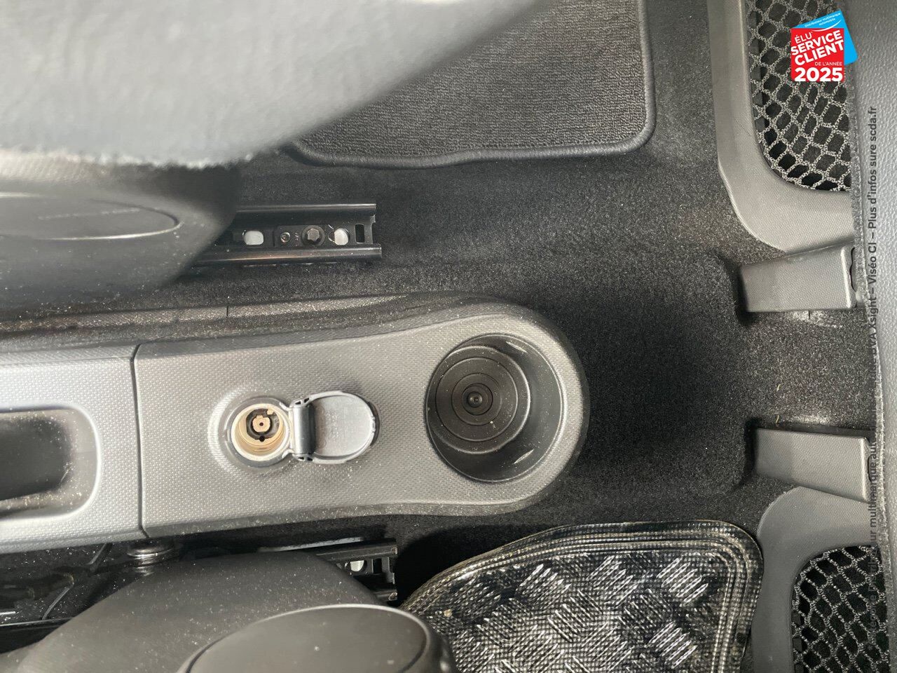Véhicule d'occasion RENAULT TWINGO E-TECH ELECTRIC TECHNO R80 ACHAT INTEGRAL chez Renault Colmar