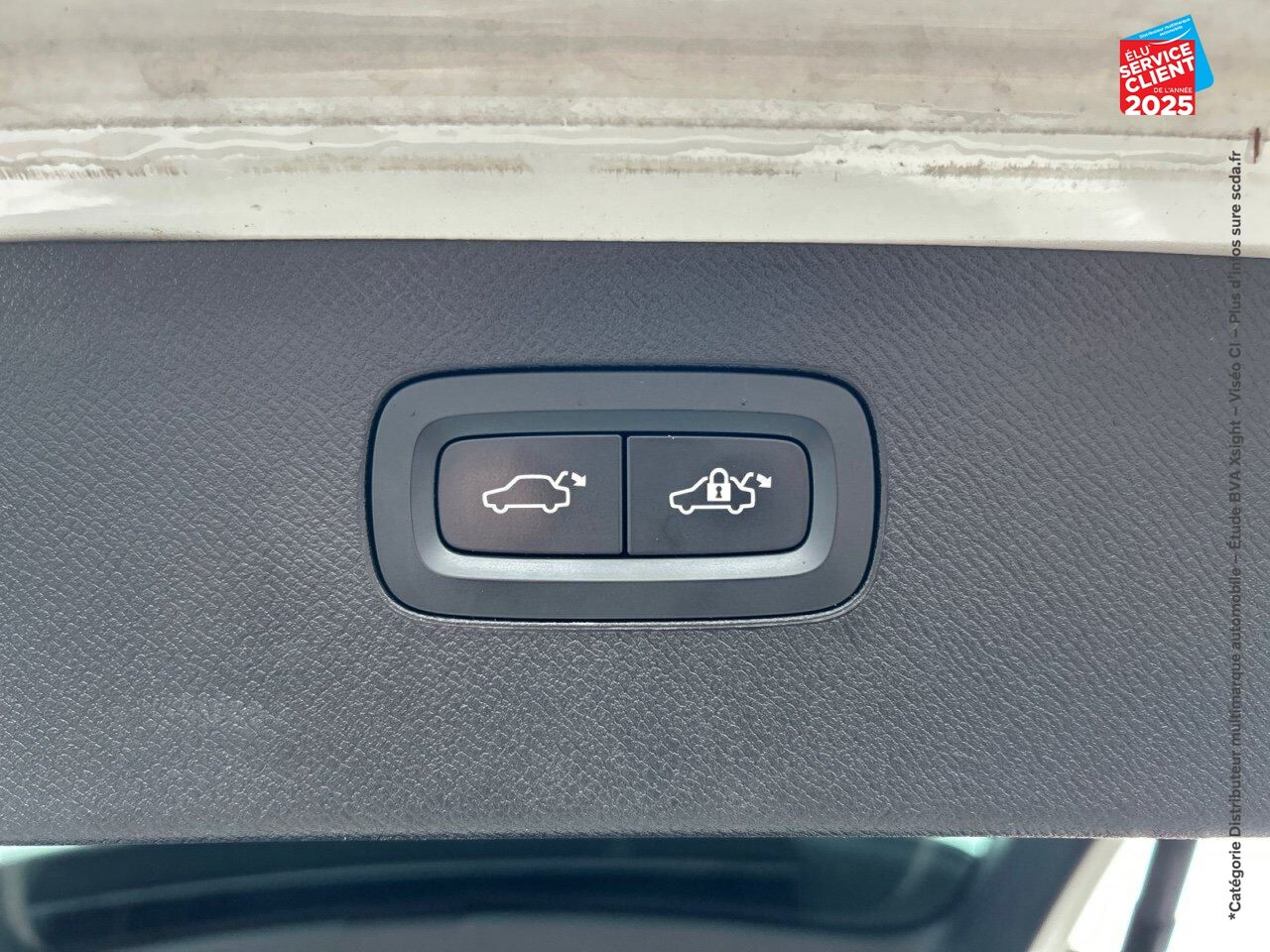 Véhicule d'occasion VOLVO XC90 T8 TWIN ENGINE 303 + 87CH INSCRIPTION LUXE GEARTRONIC 7 PLACES chez Hyundai Chalons