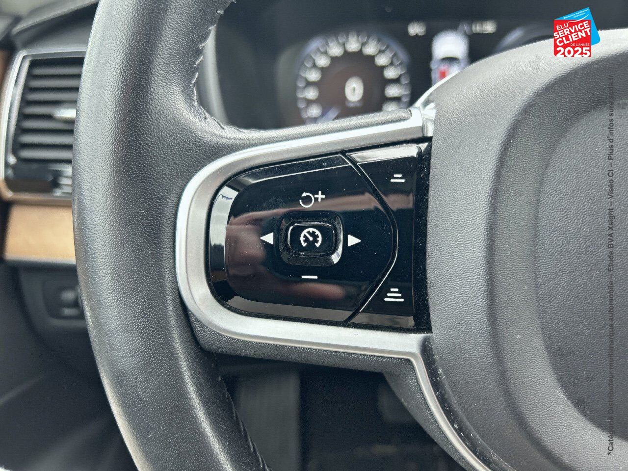 Véhicule d'occasion VOLVO XC90 T8 TWIN ENGINE 303 + 87CH INSCRIPTION LUXE GEARTRONIC 7 PLACES chez Hyundai Chalons