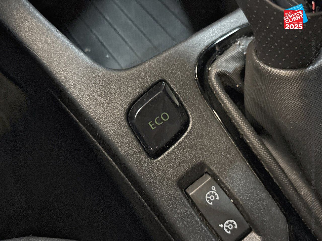 Véhicule d'occasion RENAULT ZOE INTENS CHARGE NORMALE R90 chez Nissan Haguenau