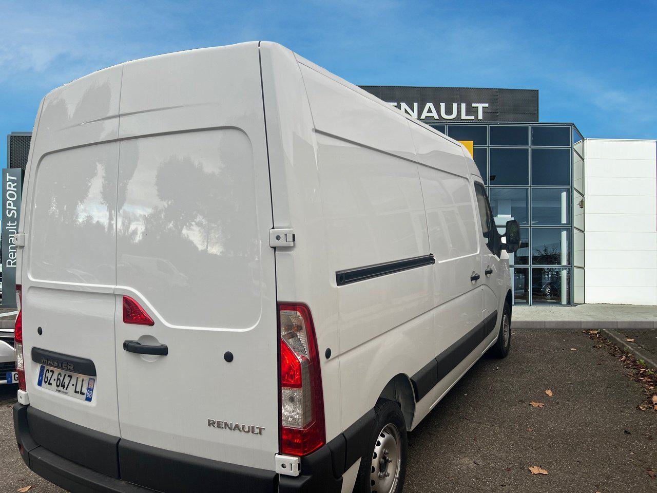Véhicule d'occasion RENAULT MASTER FG F3500 L2H2 2.3 BLUE DCI 135CH CONFORT EURO6 chez Opel Nancy