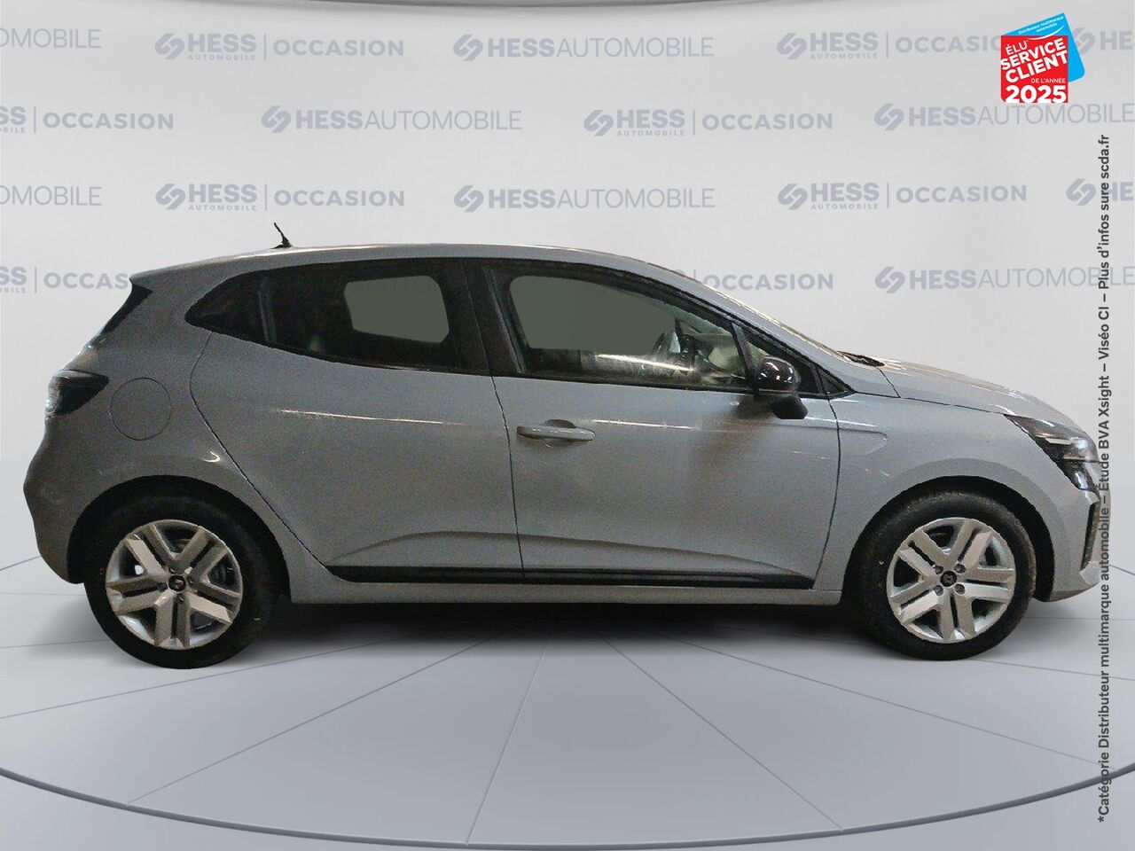 Véhicule d'occasion RENAULT CLIO 1.6 E-TECH 145CH FULL HYBRID EVOLUTION - 24 chez Opel Verdun