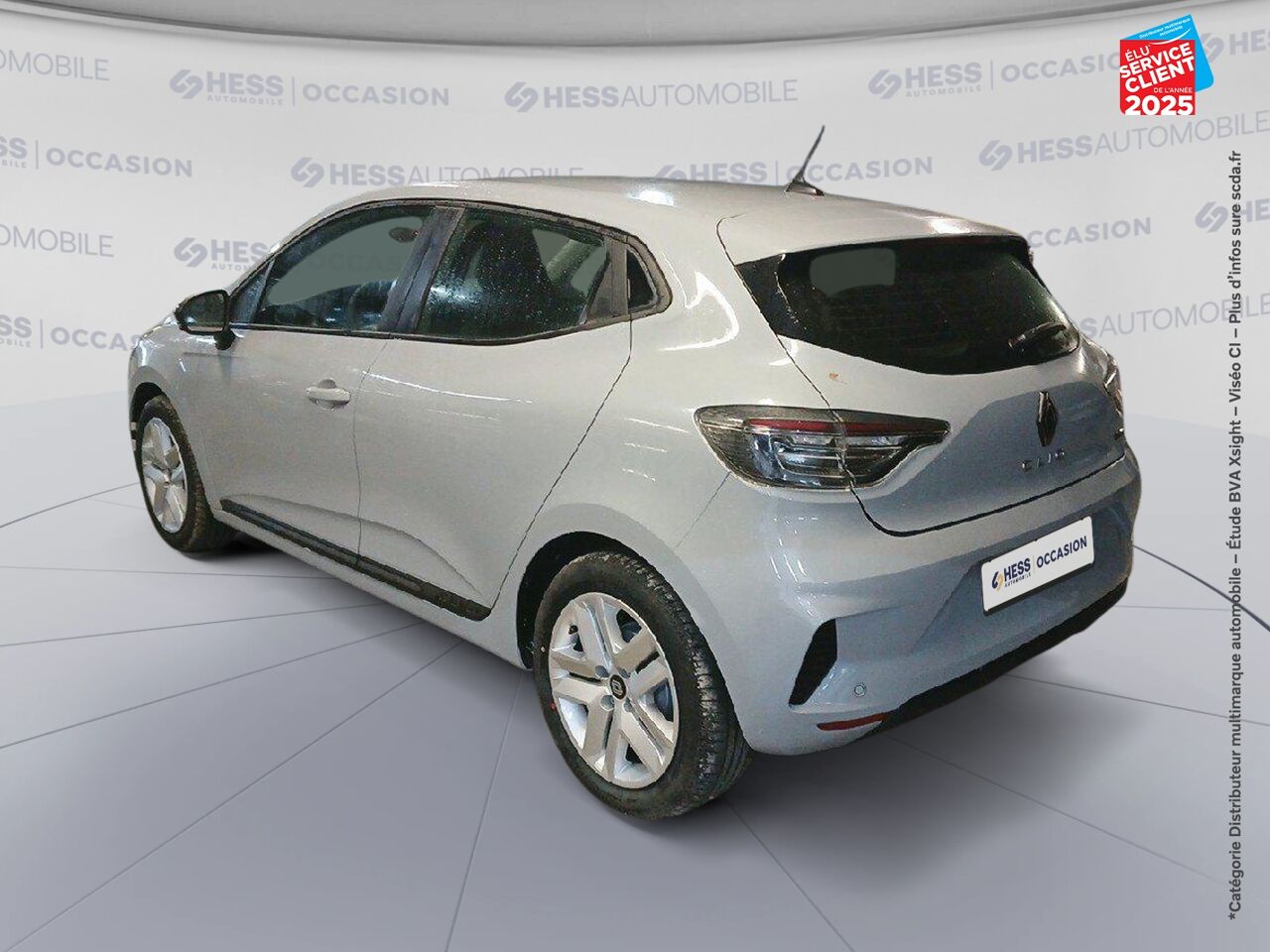 Véhicule d'occasion RENAULT CLIO 1.6 E-TECH 145CH FULL HYBRID EVOLUTION - 24 chez Opel Verdun