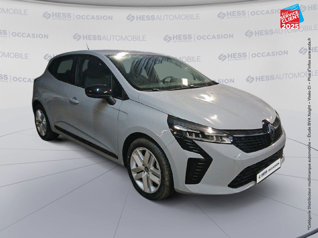 Véhicule d'occasion RENAULT CLIO 1.6 E-TECH 145CH FULL HYBRID EVOLUTION - 24 chez Opel Verdun