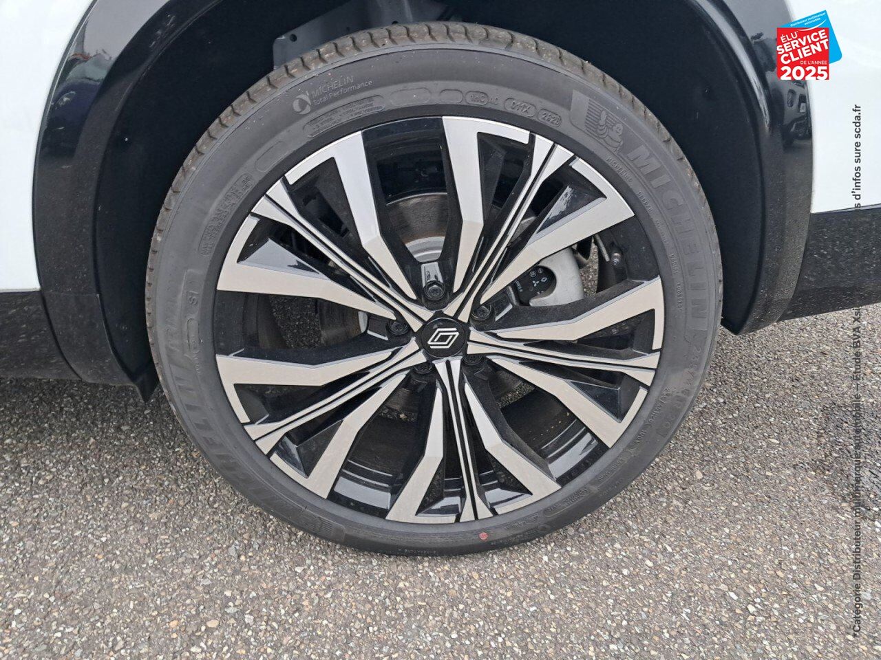 Véhicule d'occasion RENAULT ESPACE 1.2 E-TECH FULL HYBRID 200CH ICONIC 7 PLACES chez Toyota Saint Dizier