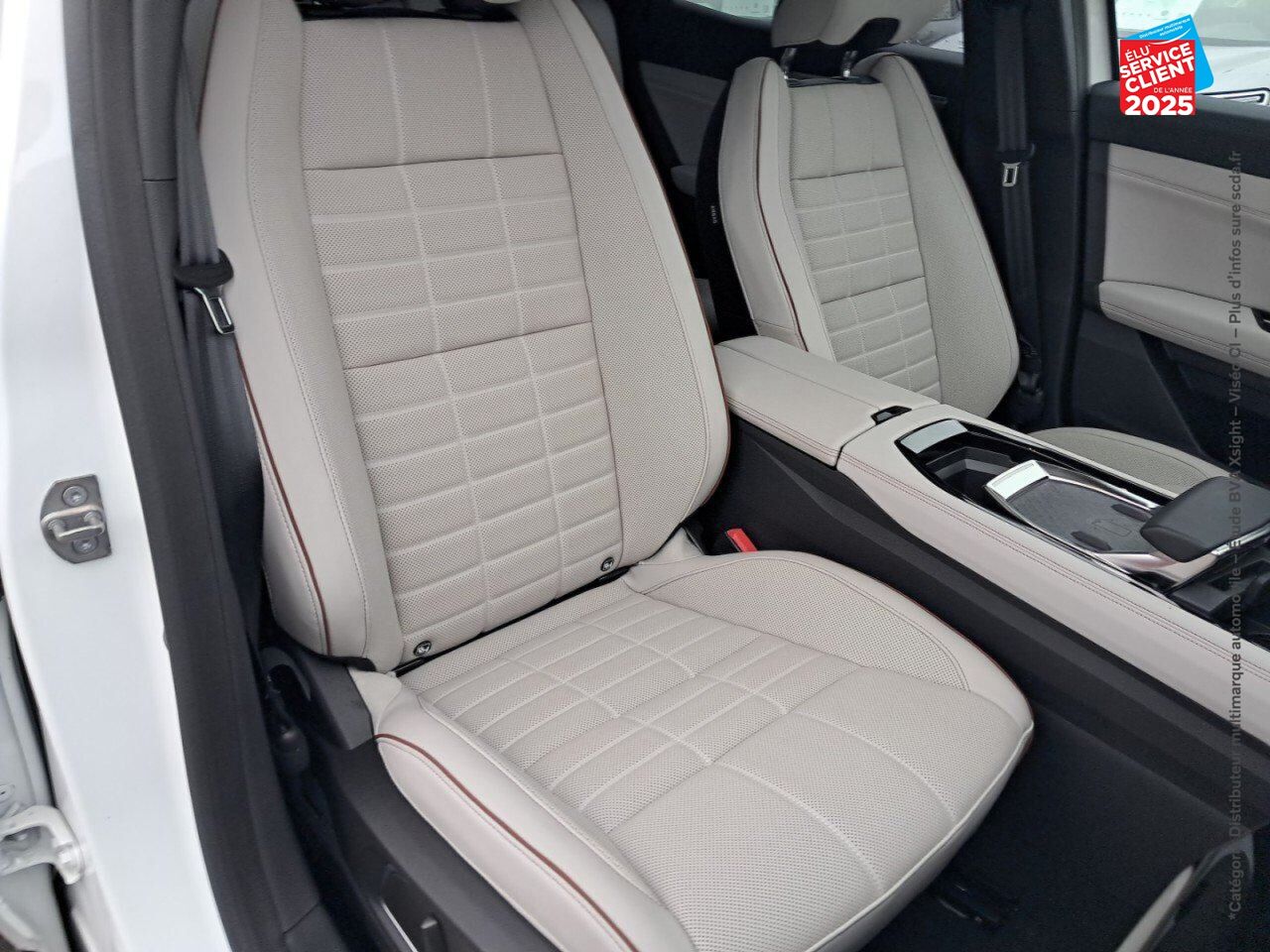 Véhicule d'occasion RENAULT ESPACE 1.2 E-TECH FULL HYBRID 200CH ICONIC 7 PLACES chez Toyota Saint Dizier