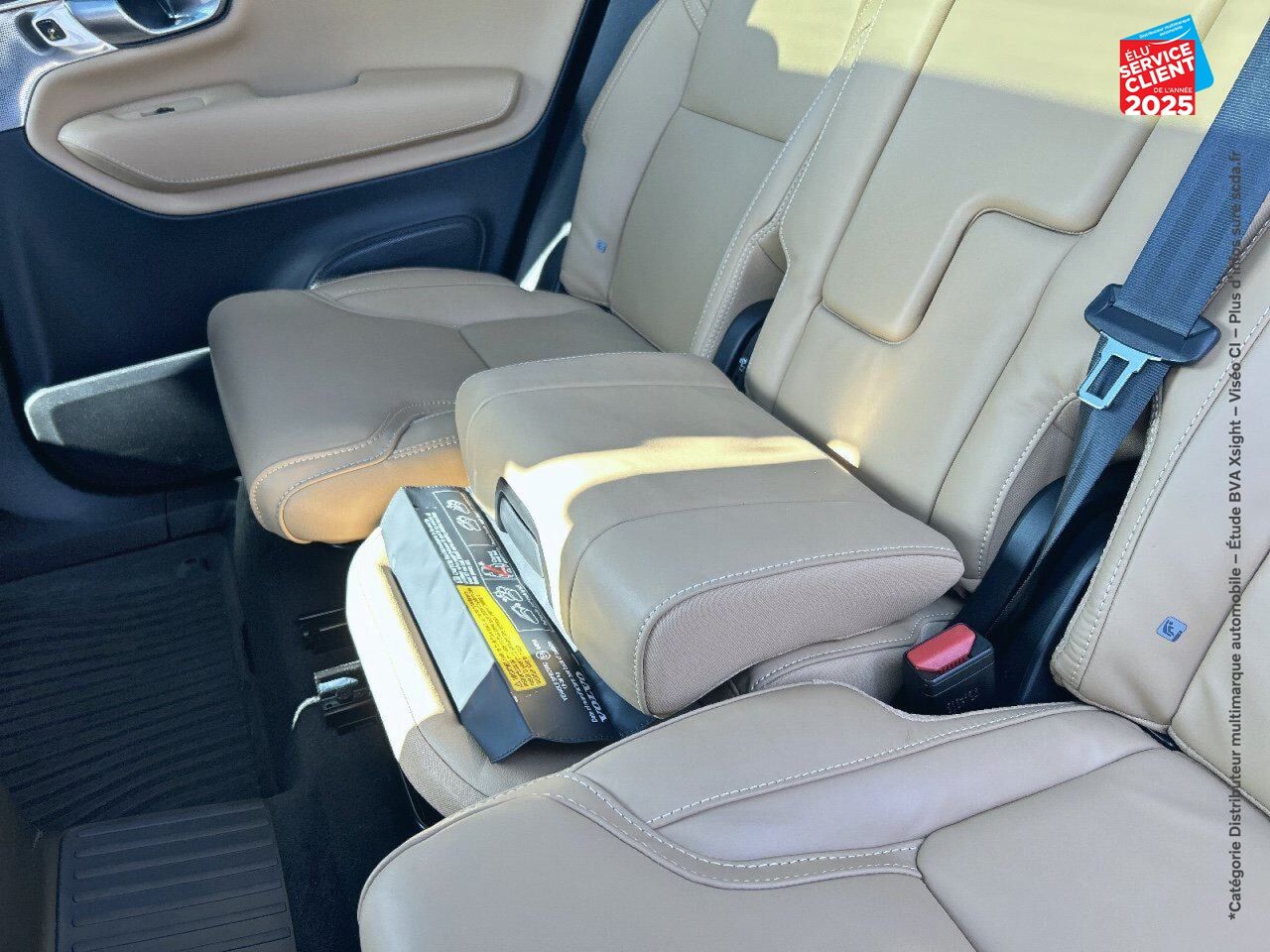 Véhicule d'occasion VOLVO XC90 T8 AWD 310 + 145CH ULTIMATE STYLE DARK GEARTRONIC TOUVRANT SIEGES CHAUF/VENTIL/CUIR VOLANT CHAU chez Renault Sélestat