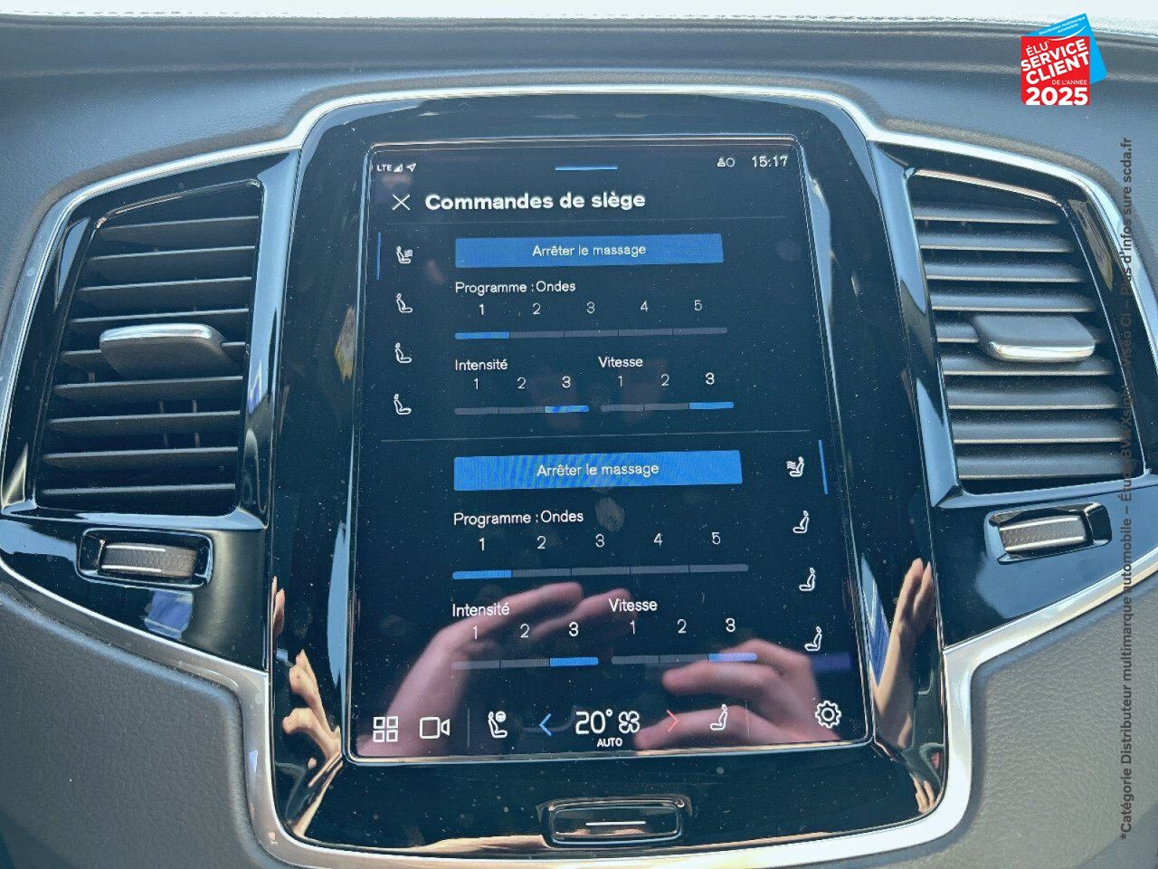 Véhicule d'occasion VOLVO XC90 T8 AWD 310 + 145CH ULTIMATE STYLE DARK GEARTRONIC TOUVRANT SIEGES CHAUF/VENTIL/CUIR VOLANT CHAU chez Renault Sélestat