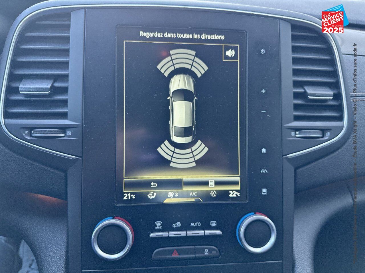 Véhicule d'occasion RENAULT TALISMAN 1.6 DCI 130CH ENERGY INTENS GPS RADAR AV/AR HUD chez Renault Colmar