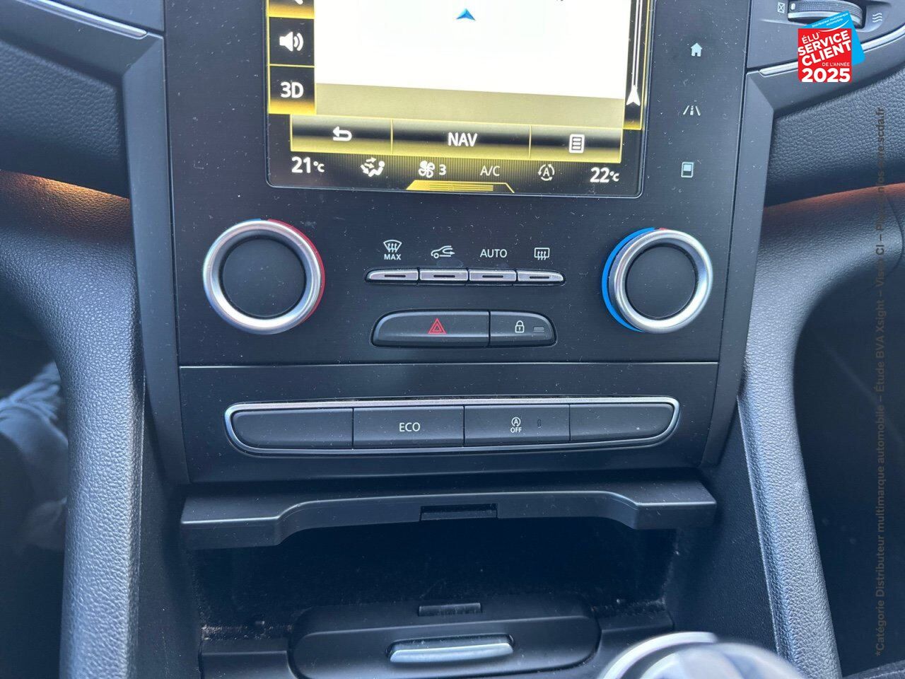 Véhicule d'occasion RENAULT TALISMAN 1.6 DCI 130CH ENERGY INTENS GPS RADAR AV/AR HUD chez Renault Colmar