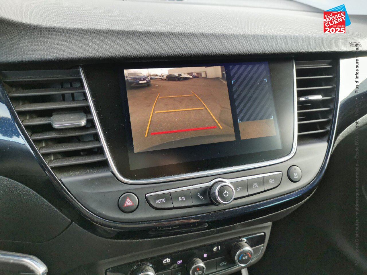 Véhicule d'occasion OPEL CROSSLAND X 1.2 TURBO 110CH DESIGN EDITION EURO 6D-T CAMERA chez Opel Verdun