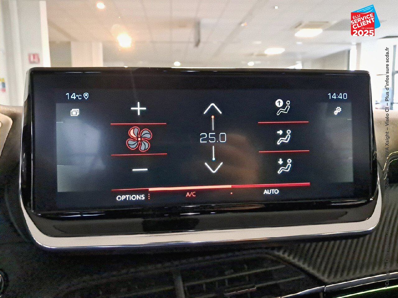 Véhicule d'occasion PEUGEOT 2008 1.2 PURETECH 130CH SS GT chez Toyota Verdun