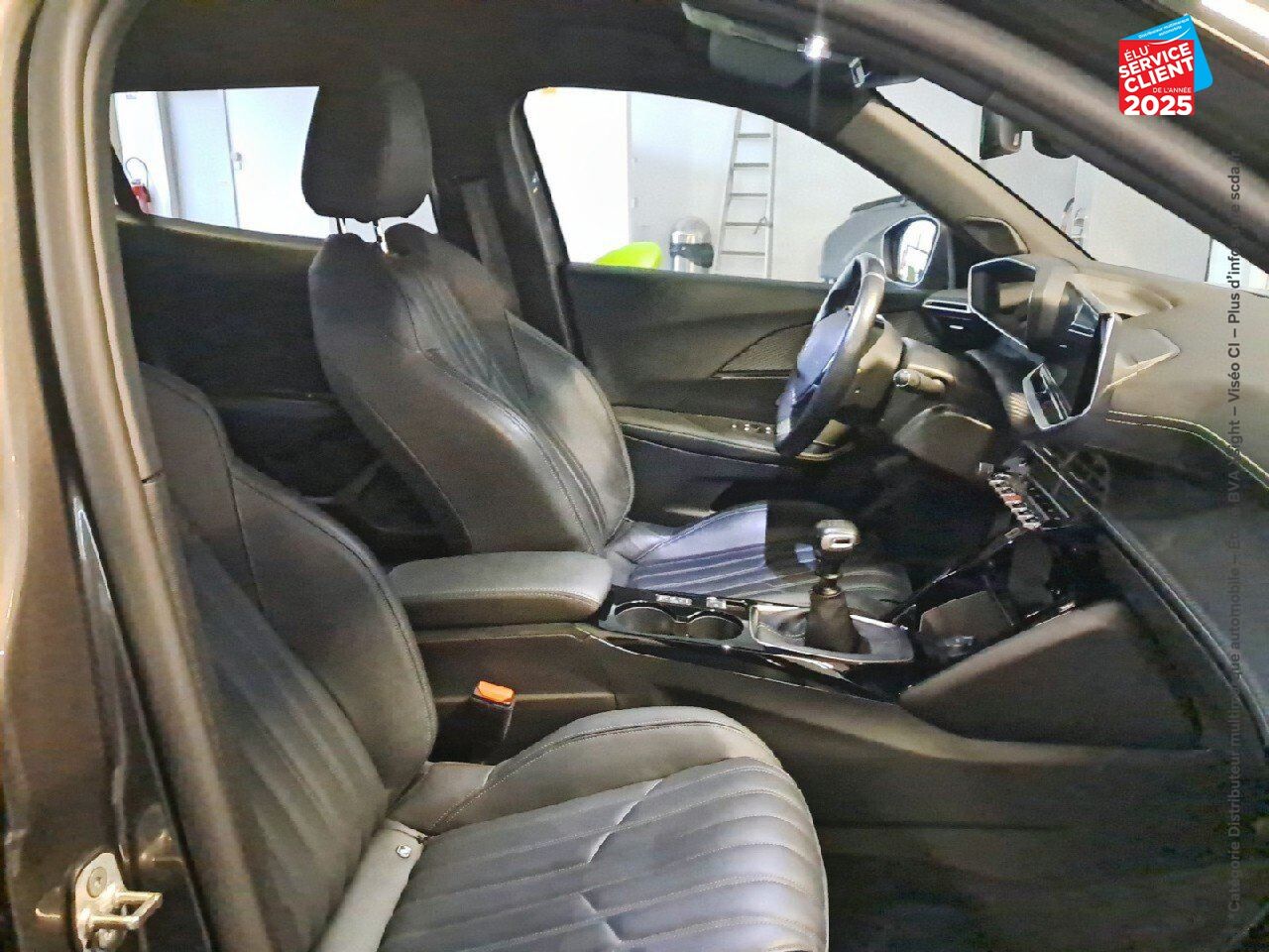 Véhicule d'occasion PEUGEOT 2008 1.2 PURETECH 130CH SS GT chez Toyota Verdun