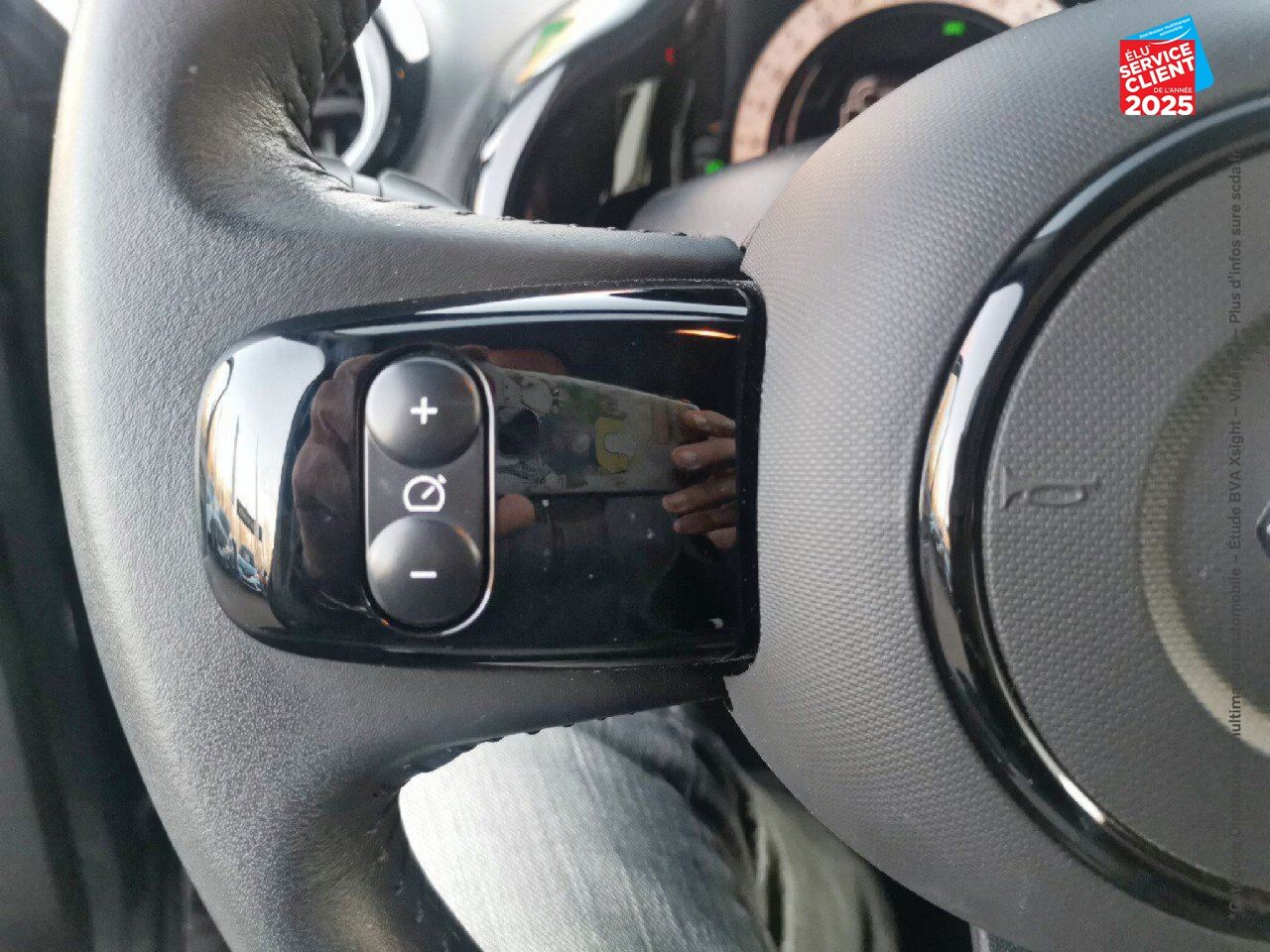 Véhicule d'occasion RENAULT TWINGO E-TECH ELECTRIC URBAN NIGHT R80 ACHAT INTEGRAL - 21MY chez Renault Saint-Louis