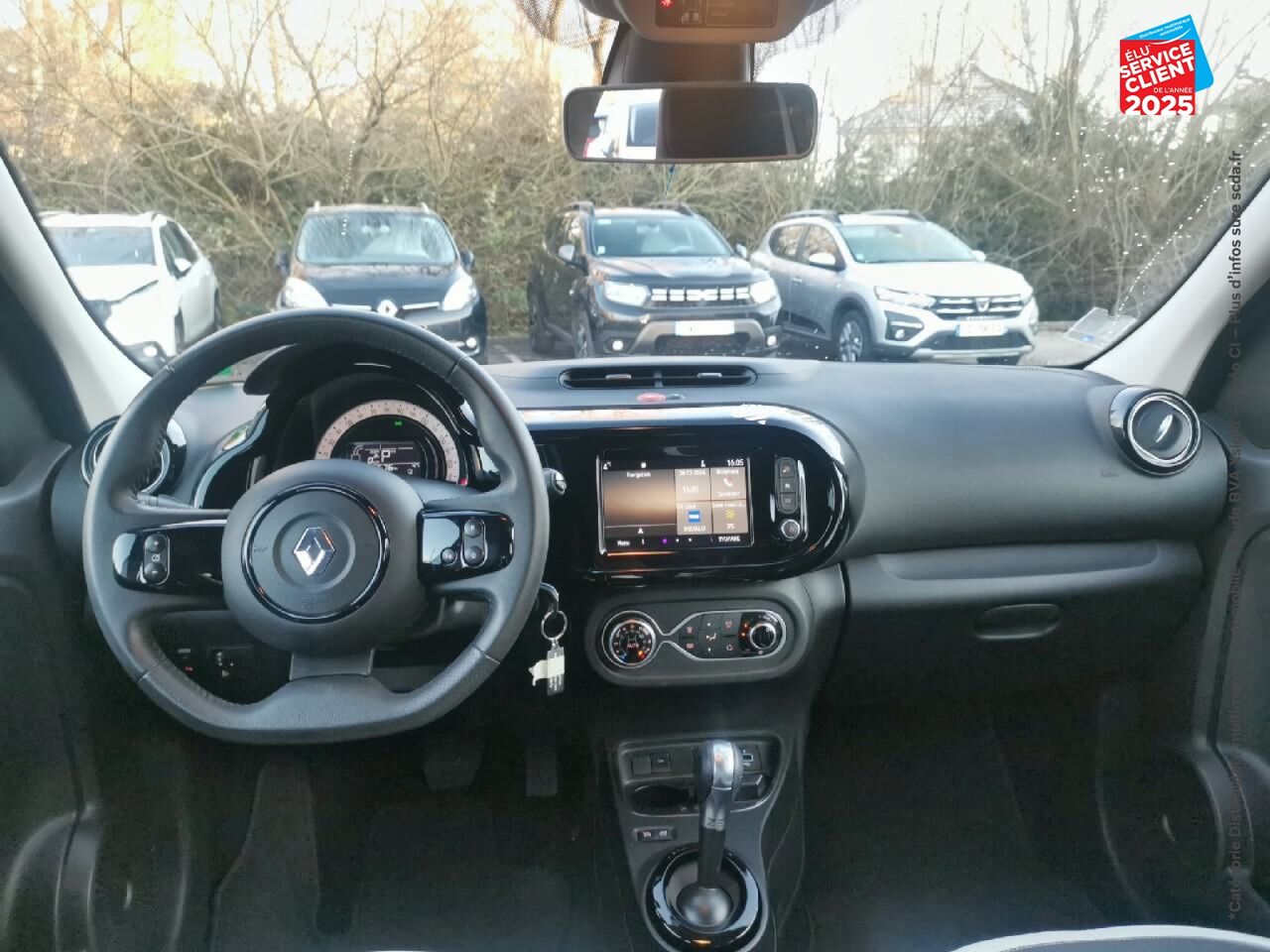 Véhicule d'occasion RENAULT TWINGO E-TECH ELECTRIC URBAN NIGHT R80 ACHAT INTEGRAL - 21MY chez Renault Saint-Louis