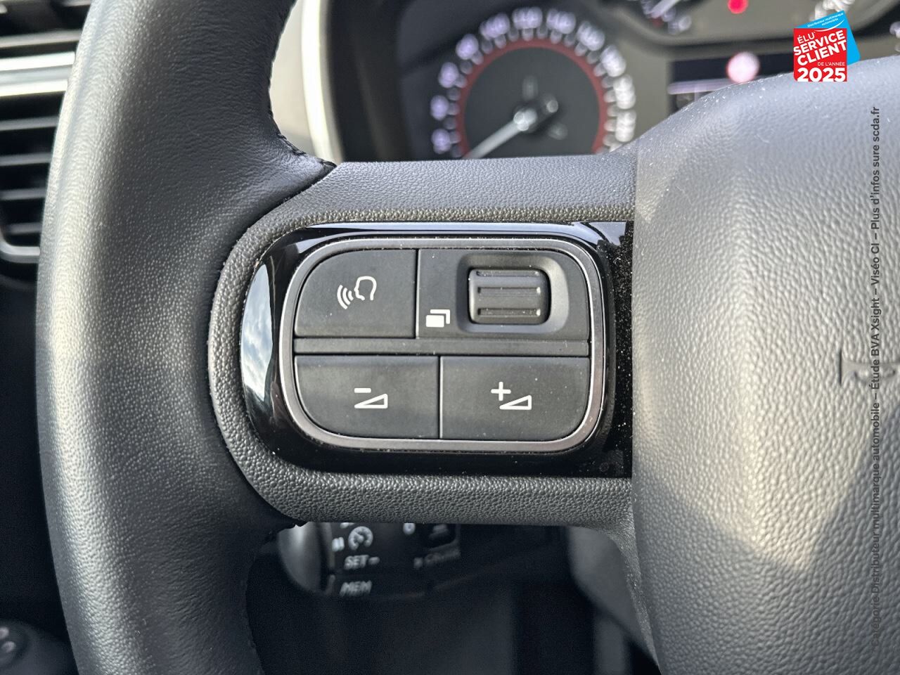 Véhicule d'occasion CITROEN C5 AIRCROSS PURETECH 130CH SS LIVE E6.D-TEMP chez Hyundai Reims