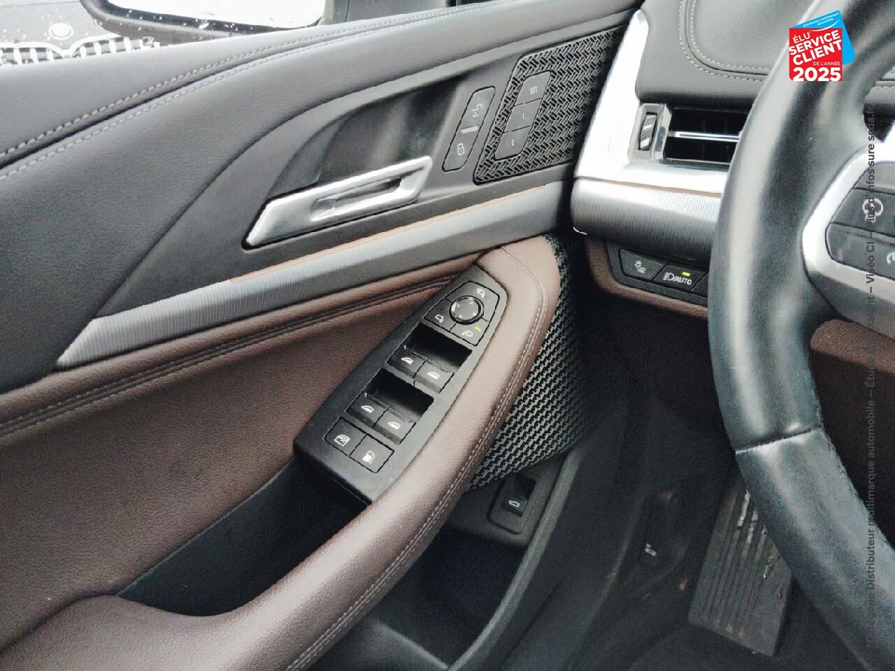 Véhicule d'occasion BMW SERIE 2 ACTIVETOURER 225E 245CH XDRIVE M SPORT DKG7 CUIR GPS CAMERA RADAR AV AR chez BMW Pontarlier