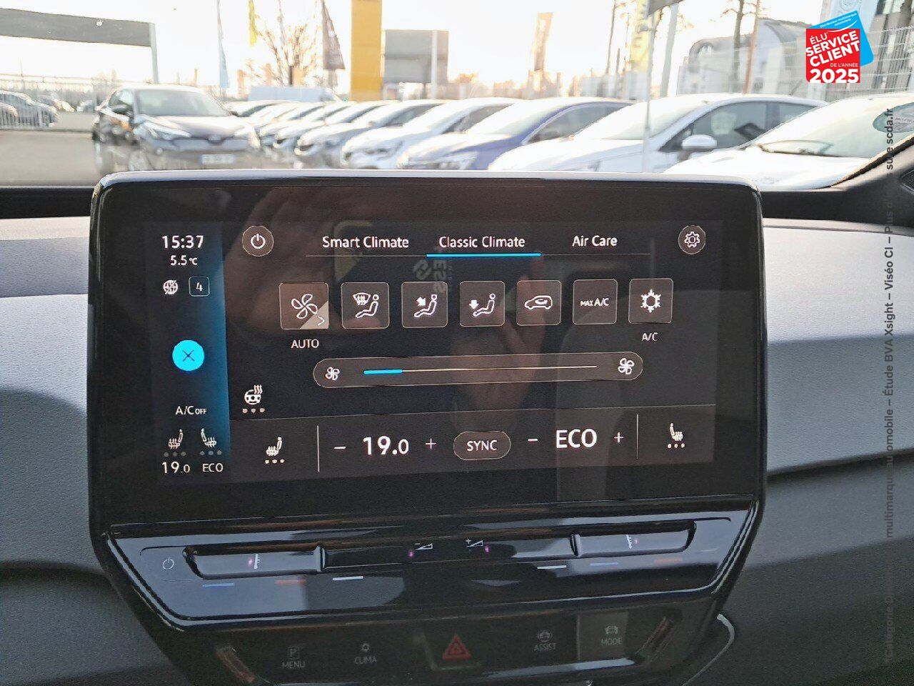 Véhicule d'occasion VOLKSWAGEN ID.3 145CH - 58 KWH FAMILY TPANO SIEGES CHAUF CAMERA chez Nissan Belfort