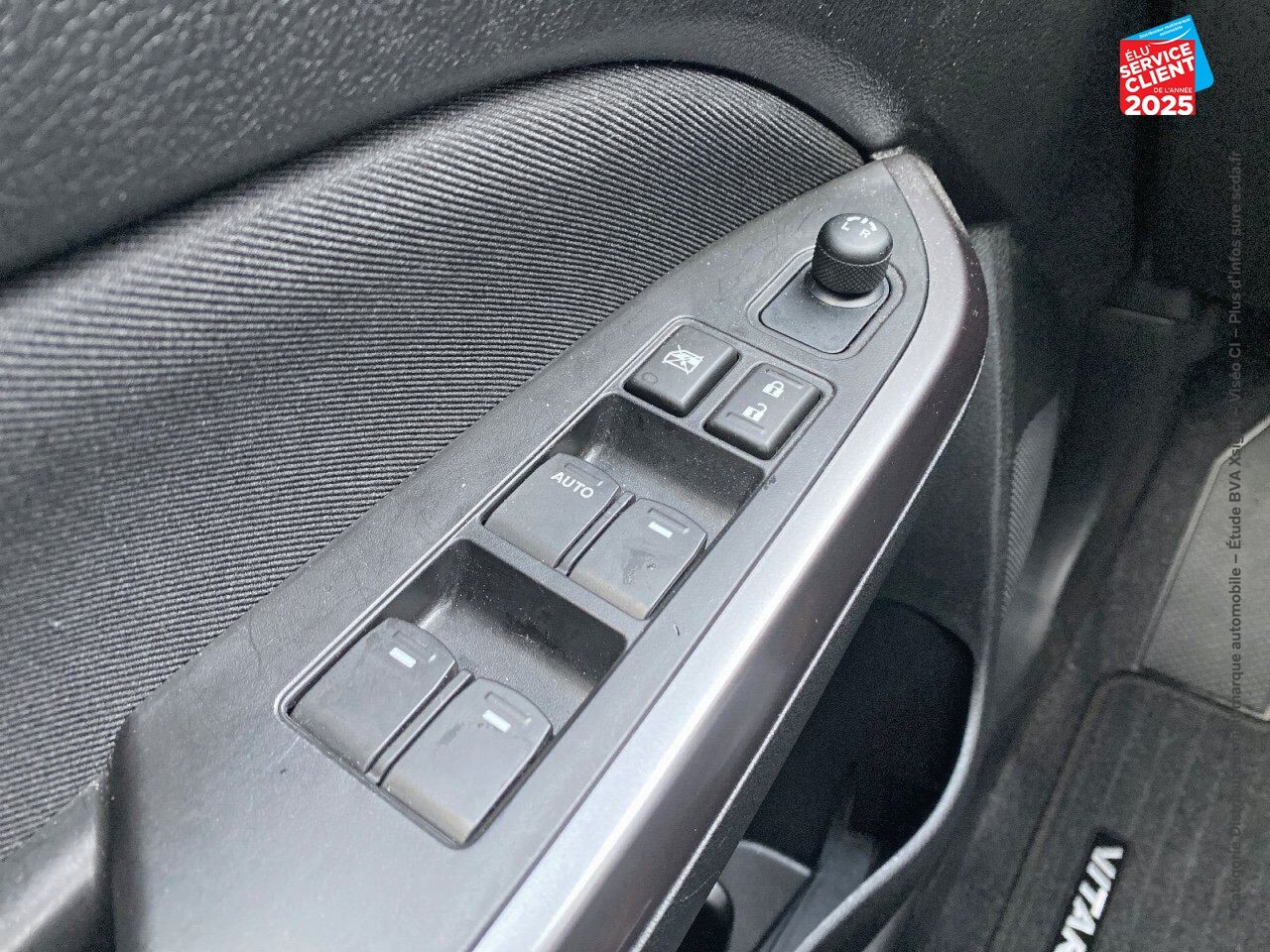 Véhicule d'occasion SUZUKI VITARA 1.4 BOOSTERJET HYBRID 129CH PRIVILEGE SIEGES CHAUF CAMERA chez Dacia Mulhouse
