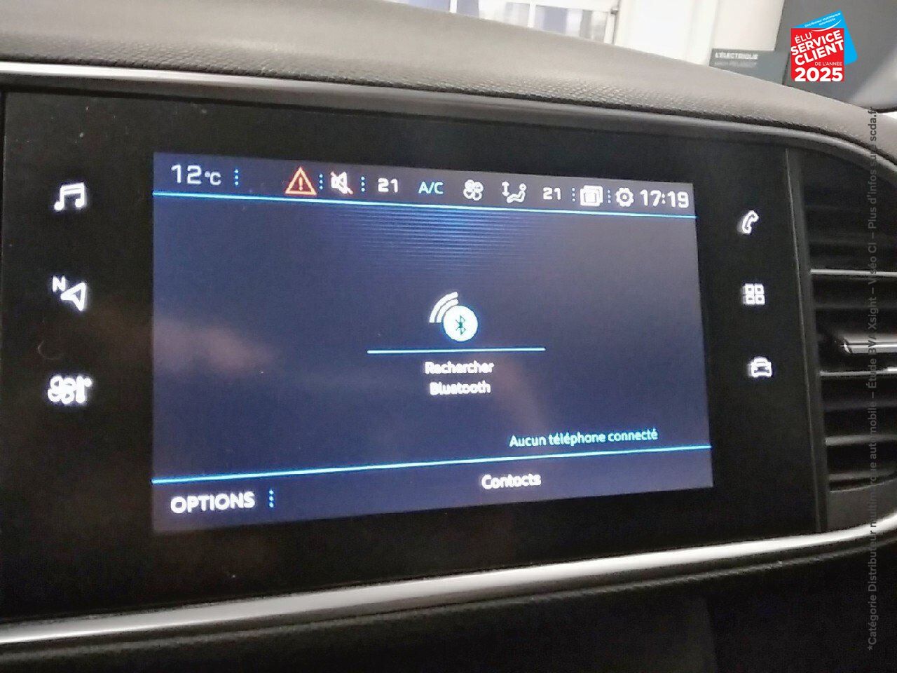 Véhicule d'occasion PEUGEOT 308 1.2 PURETECH 110CH E6.C SS STYLE 5CV chez Hyundai Chalons