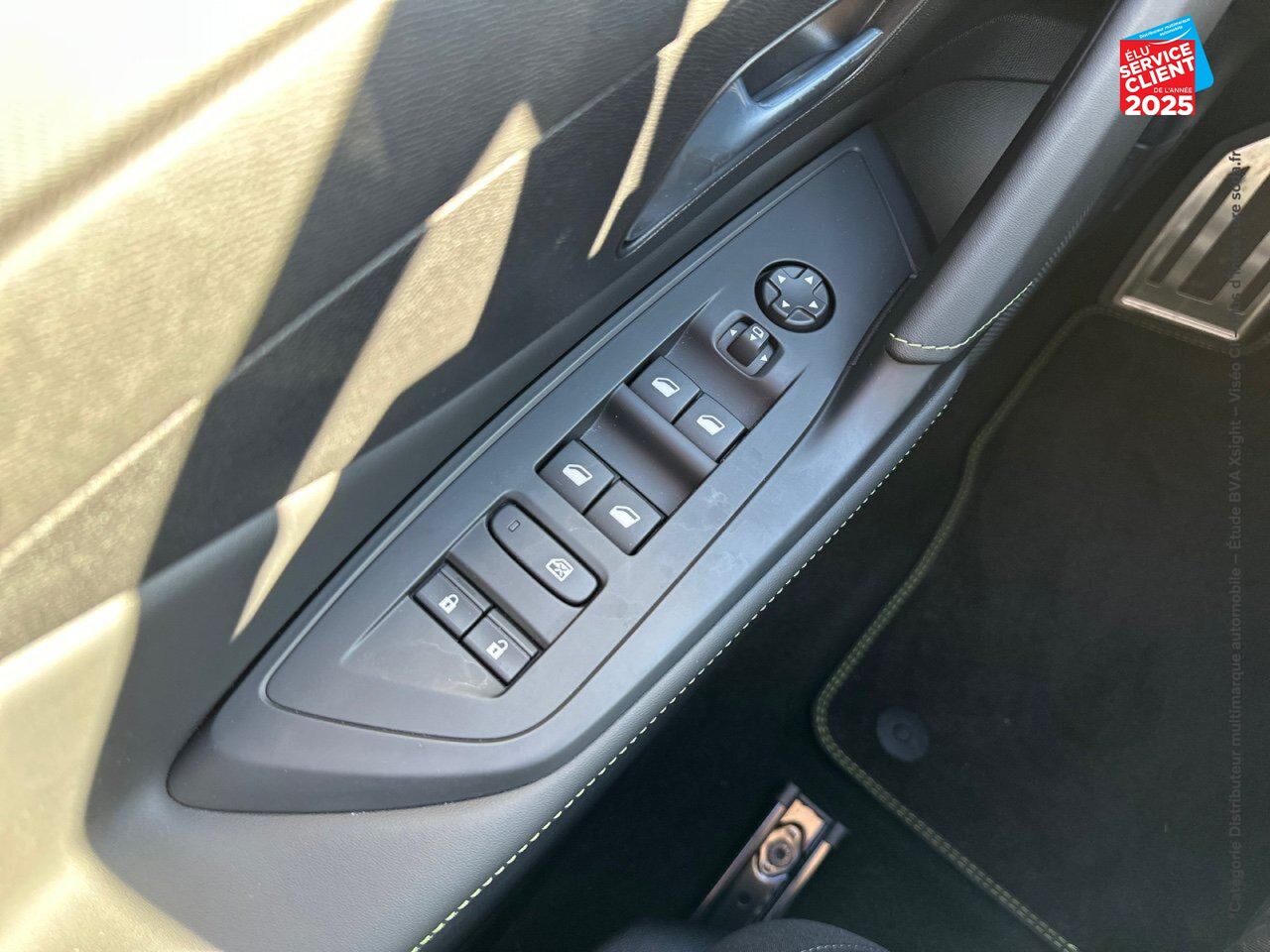 Véhicule d'occasion PEUGEOT 408 PHEV 180CH GT E-EAT8 chez Renault Sélestat
