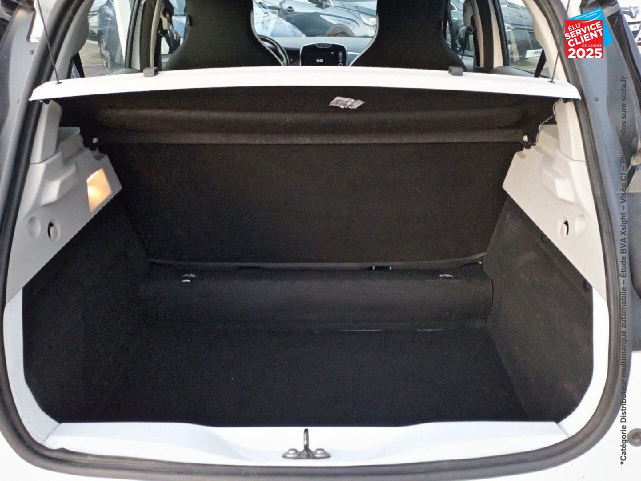 Véhicule d'occasion RENAULT ZOE BUSINESS CHARGE NORMALE R90 MY19 chez Renault Montbéliard