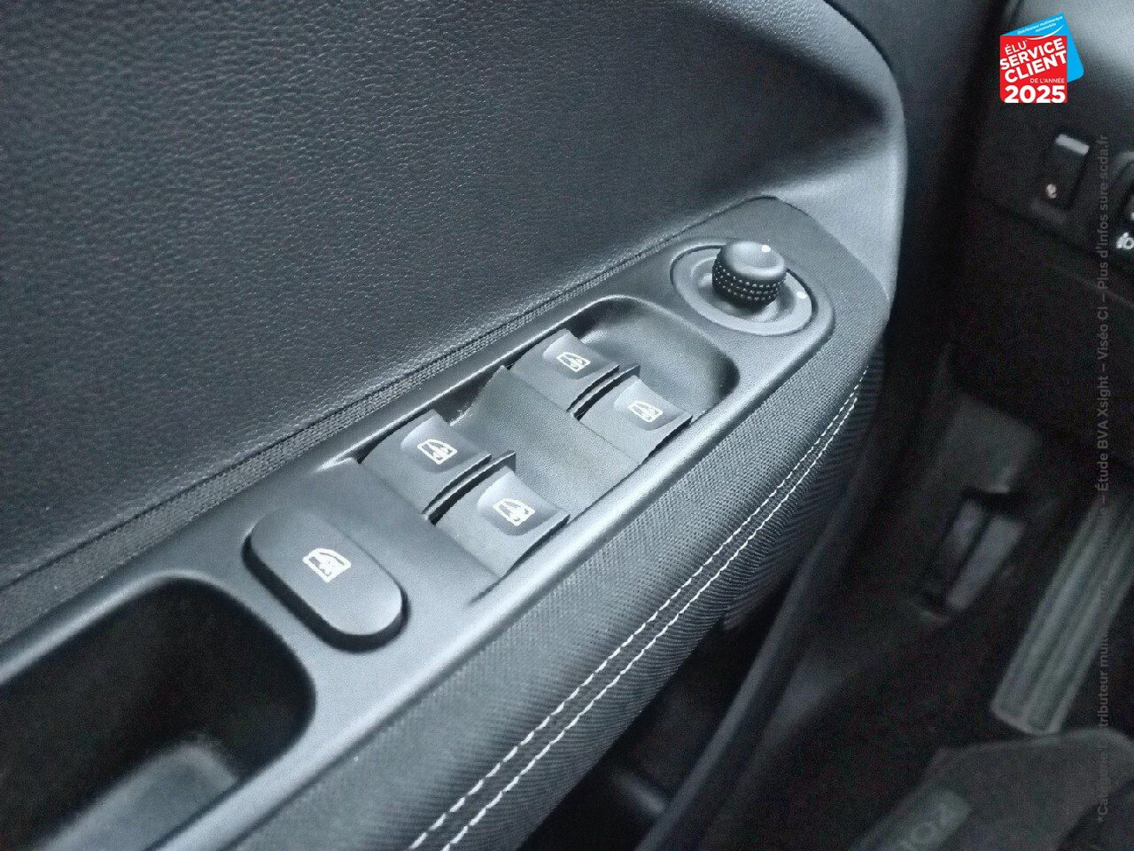 Véhicule d'occasion RENAULT ZOE BUSINESS CHARGE NORMALE R90 MY19 chez Renault Montbéliard