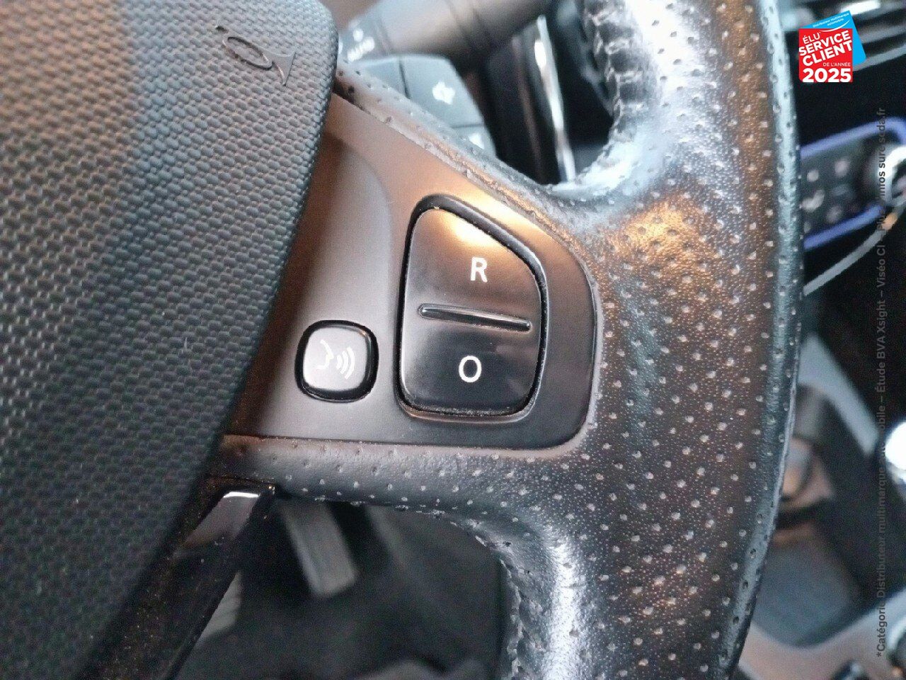 Véhicule d'occasion RENAULT ZOE BUSINESS CHARGE NORMALE R90 MY19 chez Renault Montbéliard