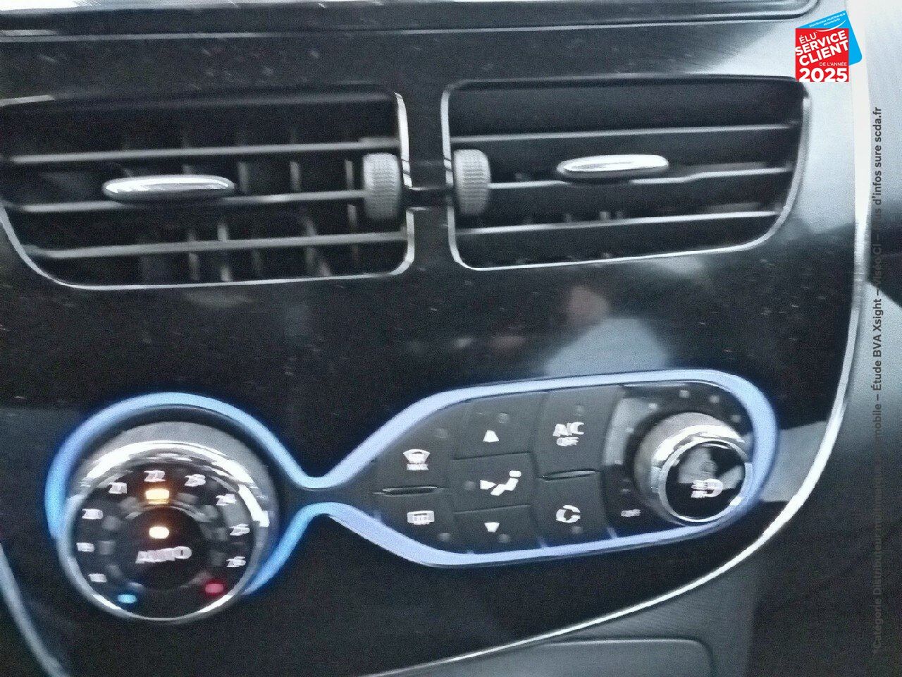 Véhicule d'occasion RENAULT ZOE BUSINESS CHARGE NORMALE R90 MY19 chez Renault Montbéliard