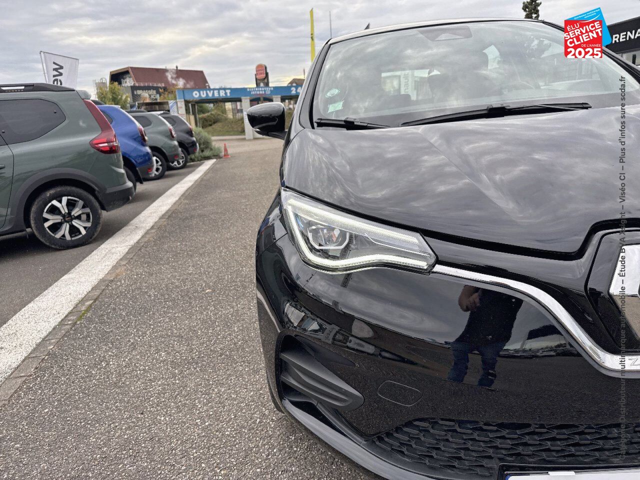 Véhicule d'occasion RENAULT ZOE E-TECH LIMITED CHARGE NORMALE R110 ACHAT INTEGRAL chez Renault Montbéliard