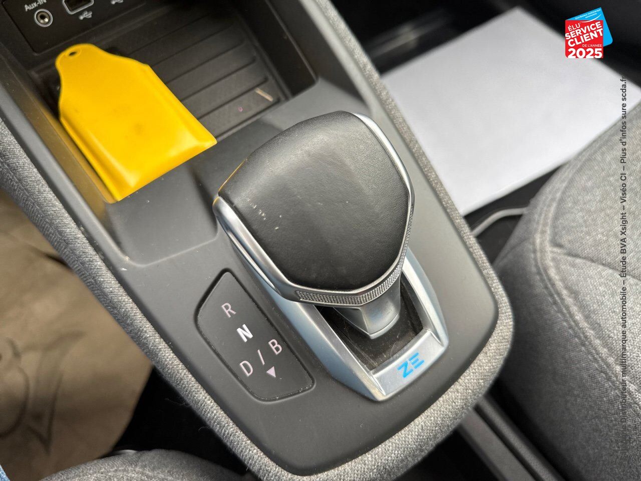 Véhicule d'occasion RENAULT ZOE E-TECH LIMITED CHARGE NORMALE R110 ACHAT INTEGRAL chez Renault Montbéliard