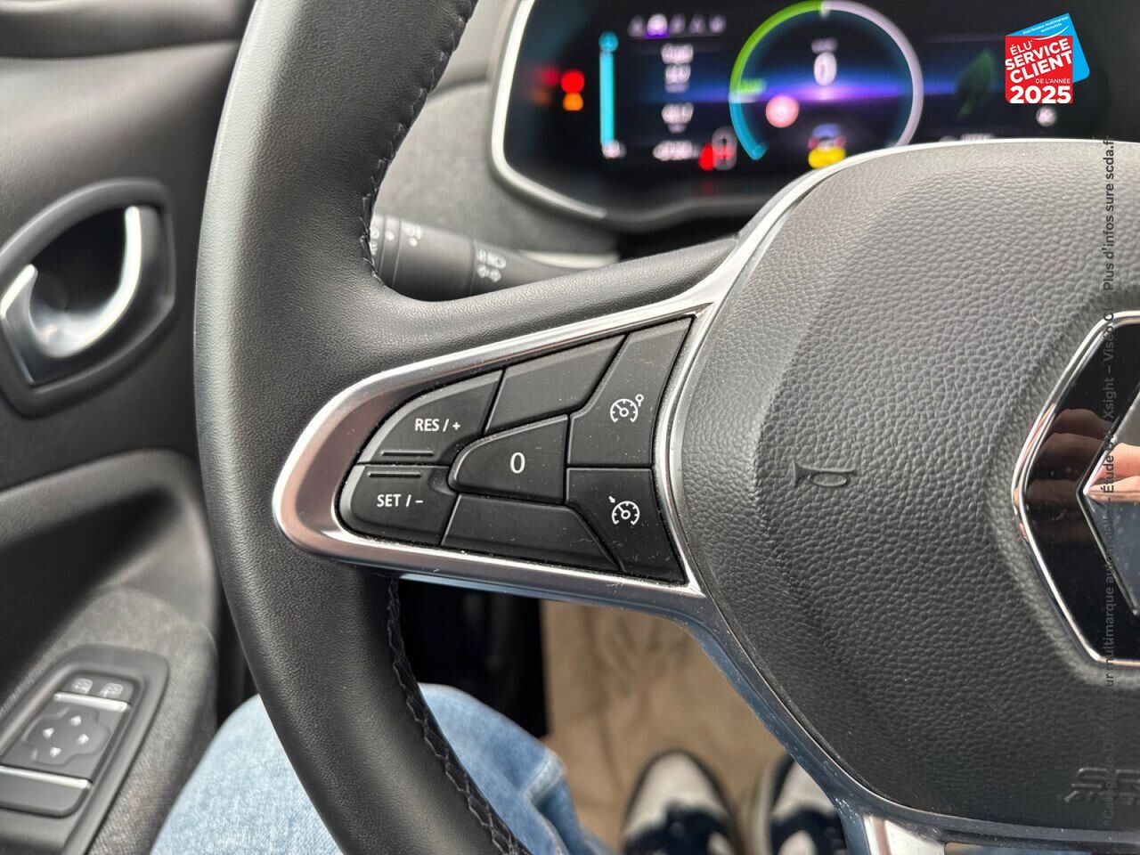 Véhicule d'occasion RENAULT ZOE E-TECH LIMITED CHARGE NORMALE R110 ACHAT INTEGRAL chez Renault Montbéliard