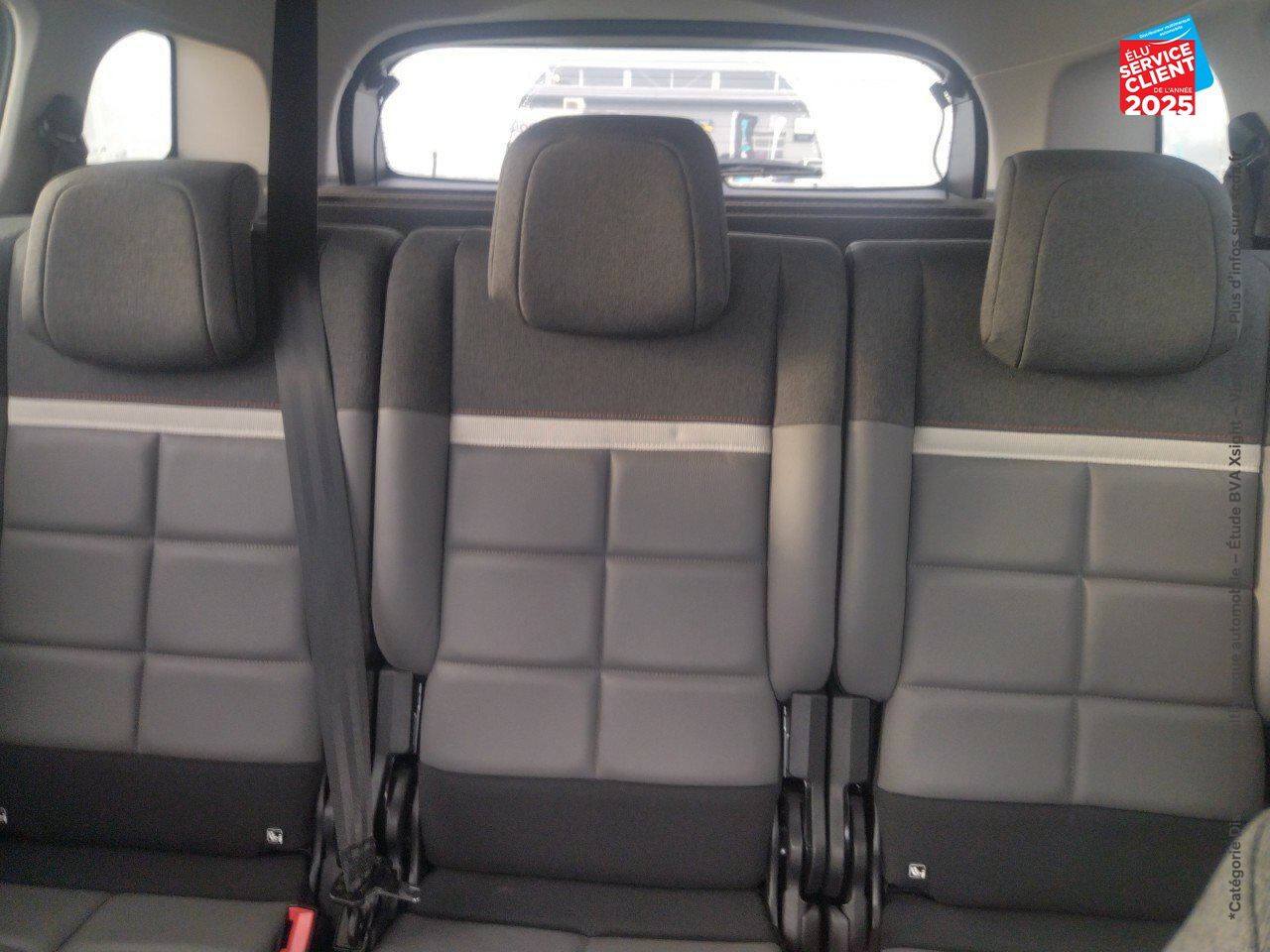 Véhicule d'occasion CITROEN C5 AIRCROSS PURETECH 180CH SS SHINE EAT8 chez Peugeot Sedan