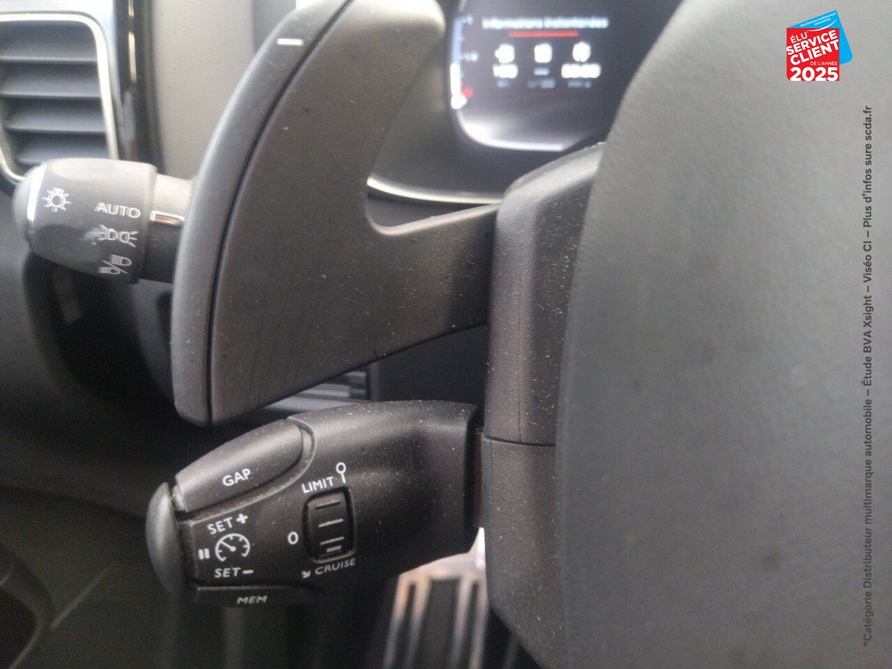 Véhicule d'occasion CITROEN C5 AIRCROSS PURETECH 180CH SS SHINE EAT8 chez Peugeot Sedan