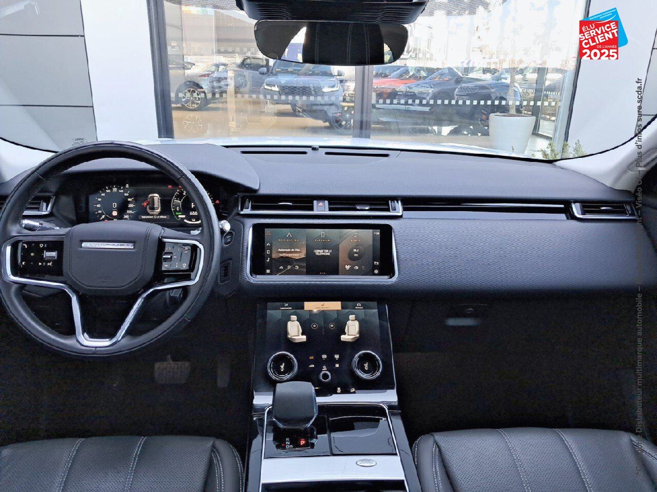 Véhicule d'occasion LAND-ROVER RANGE ROVER VELAR 2.0 P400E 404CH PHEV S AWD BVA AM23 SIEGES CHAUF/CUIR GPS CAMERA HUD MERIDIAN chez Land Rover Strasbourg