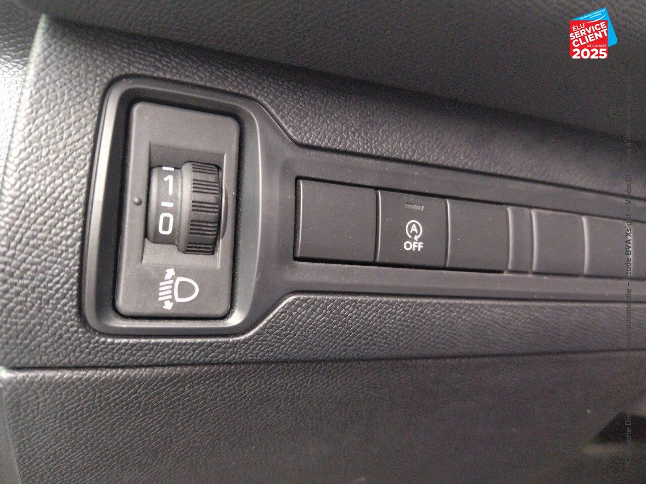 Véhicule d'occasion PEUGEOT 308 1.2 PURETECH 110CH SS STYLE 6CV chez Hyundai Reims