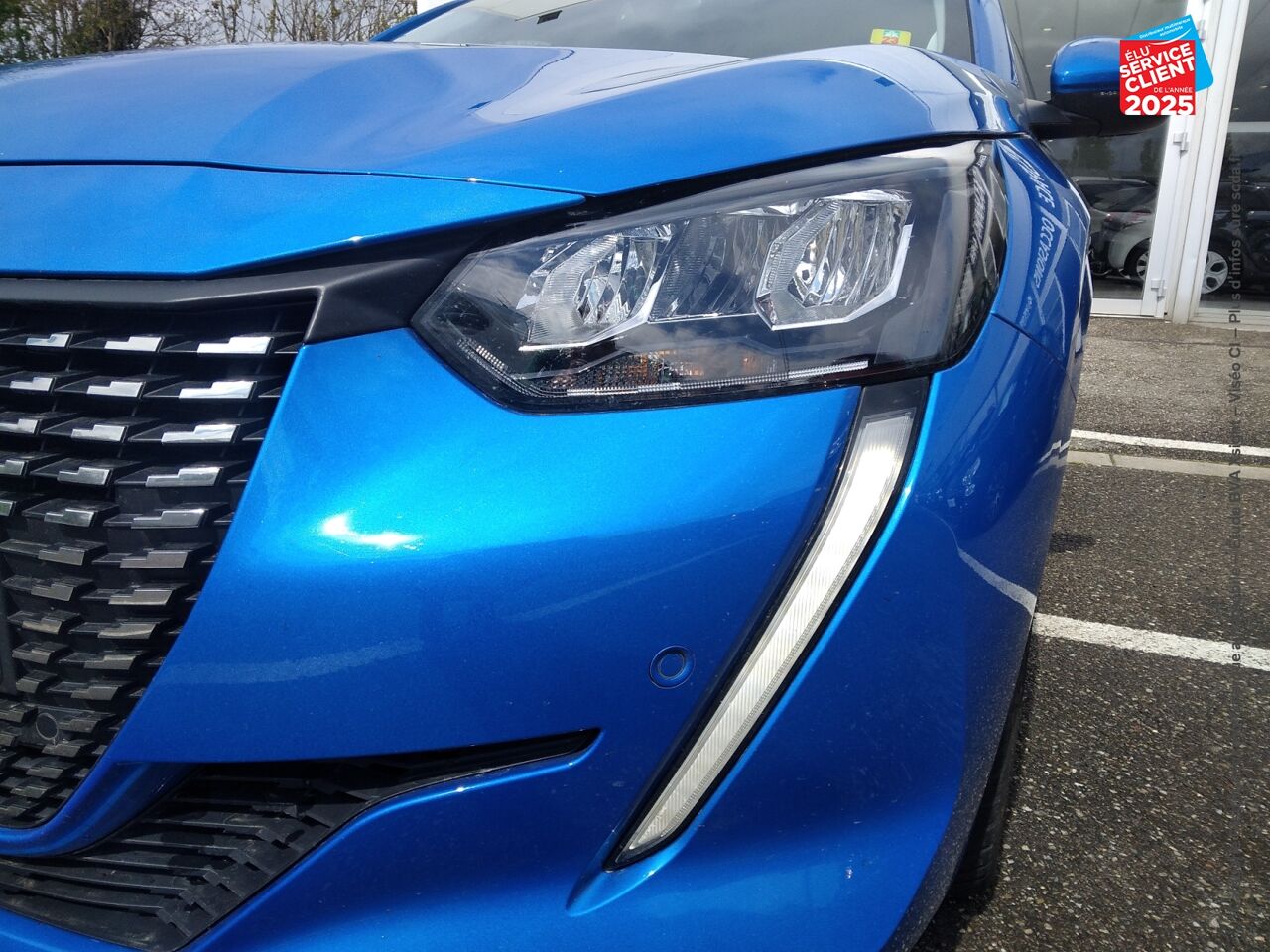 Véhicule d'occasion PEUGEOT 208 1.2 PURETECH 100CH S/S ALLURE GPS CAMERA chez Renault Colmar