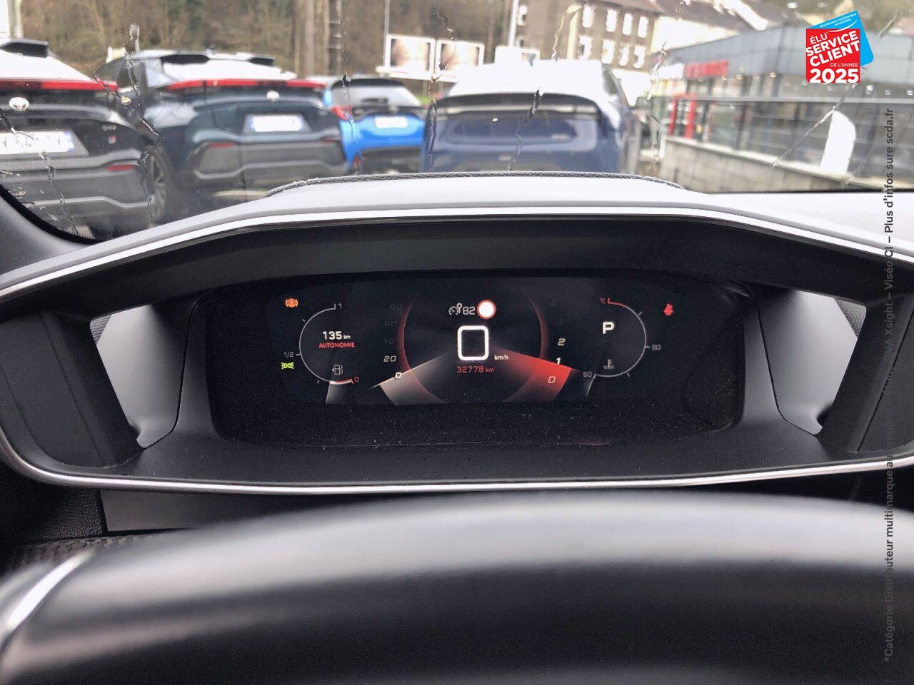 Véhicule d'occasion PEUGEOT 208 1.2 PURETECH 130CH S/S GT LINE EAT8 SIEGES CHAUF GPS CAMERA chez Fiat Belfort
