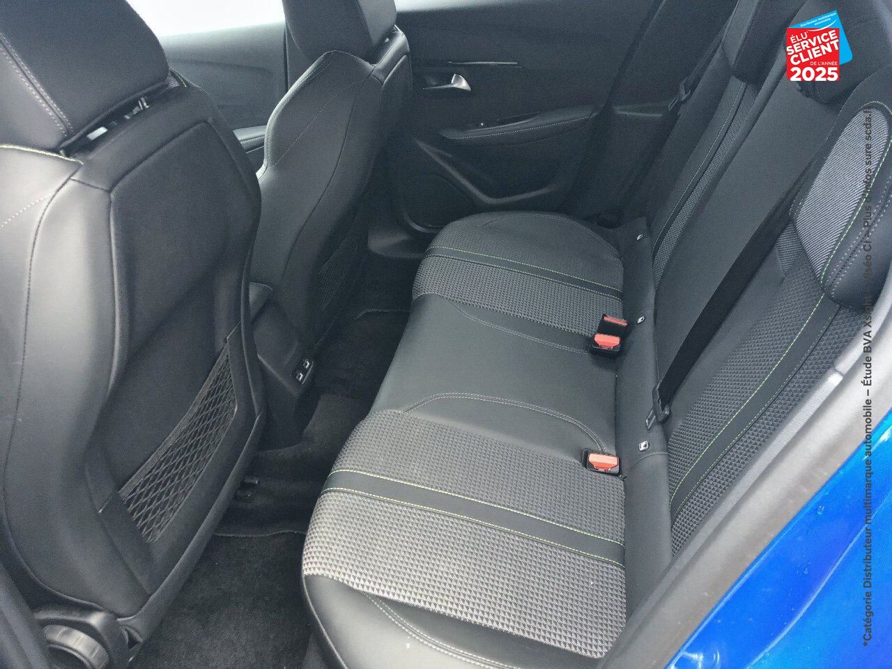 Véhicule d'occasion PEUGEOT 208 1.2 PURETECH 130CH S/S GT LINE EAT8 SIEGES CHAUF GPS CAMERA chez Fiat Belfort