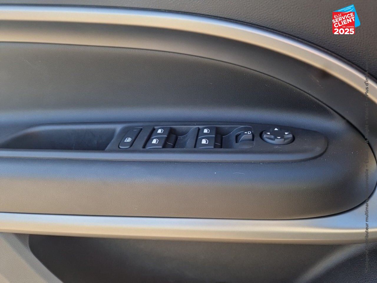 Véhicule d'occasion JEEP AVENGER ELECTRIQUE 156CH 115KW SUMMIT chez Nissan Belfort