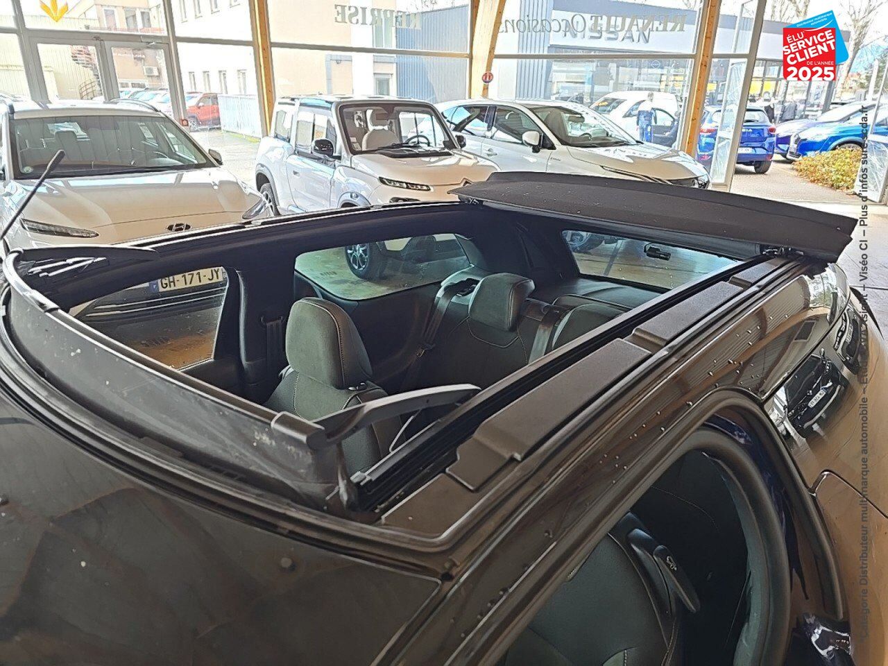 Véhicule d'occasion DS DS 3 CABRIO PURETECH 110CH SO CHIC SS chez Renault Sélestat